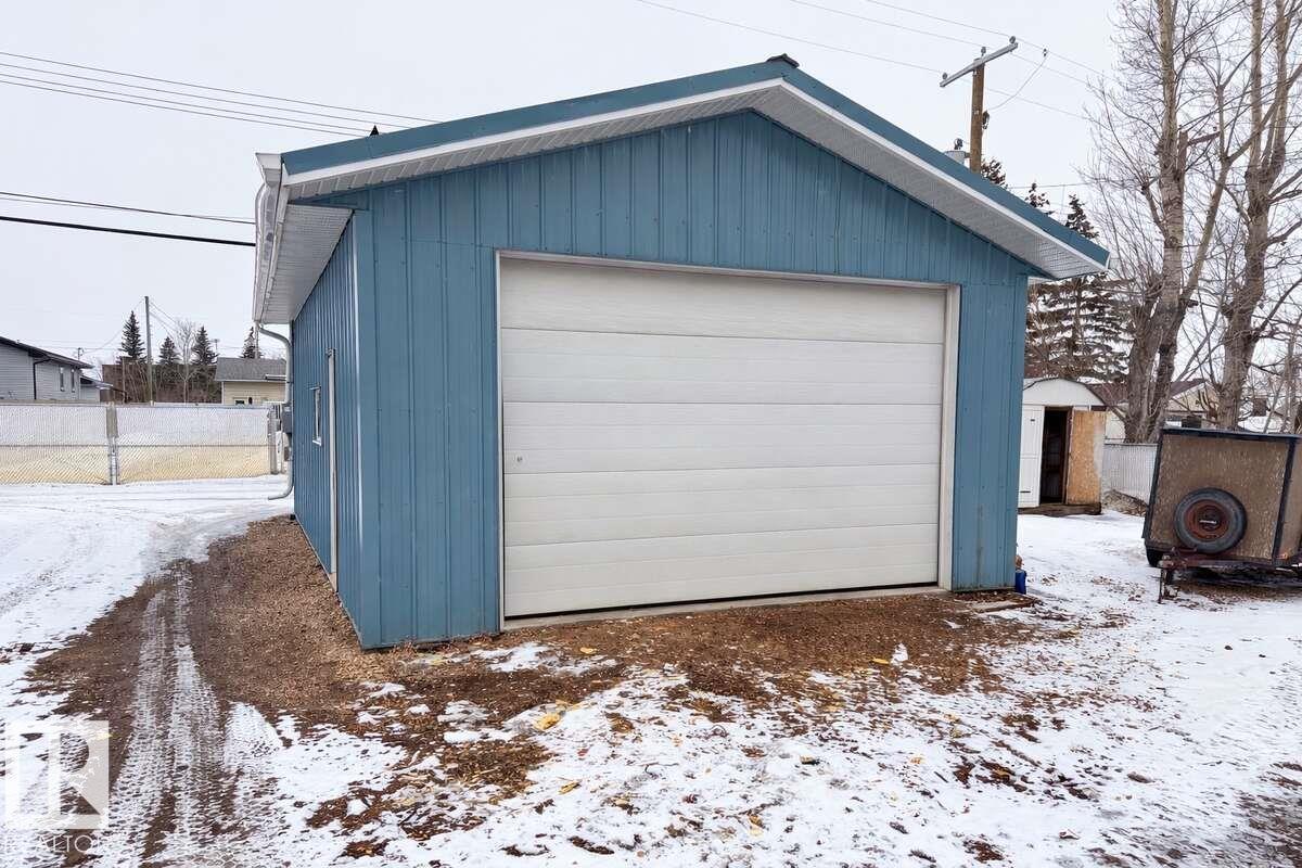 Photo 21 at 9906 102 Street, Morinville