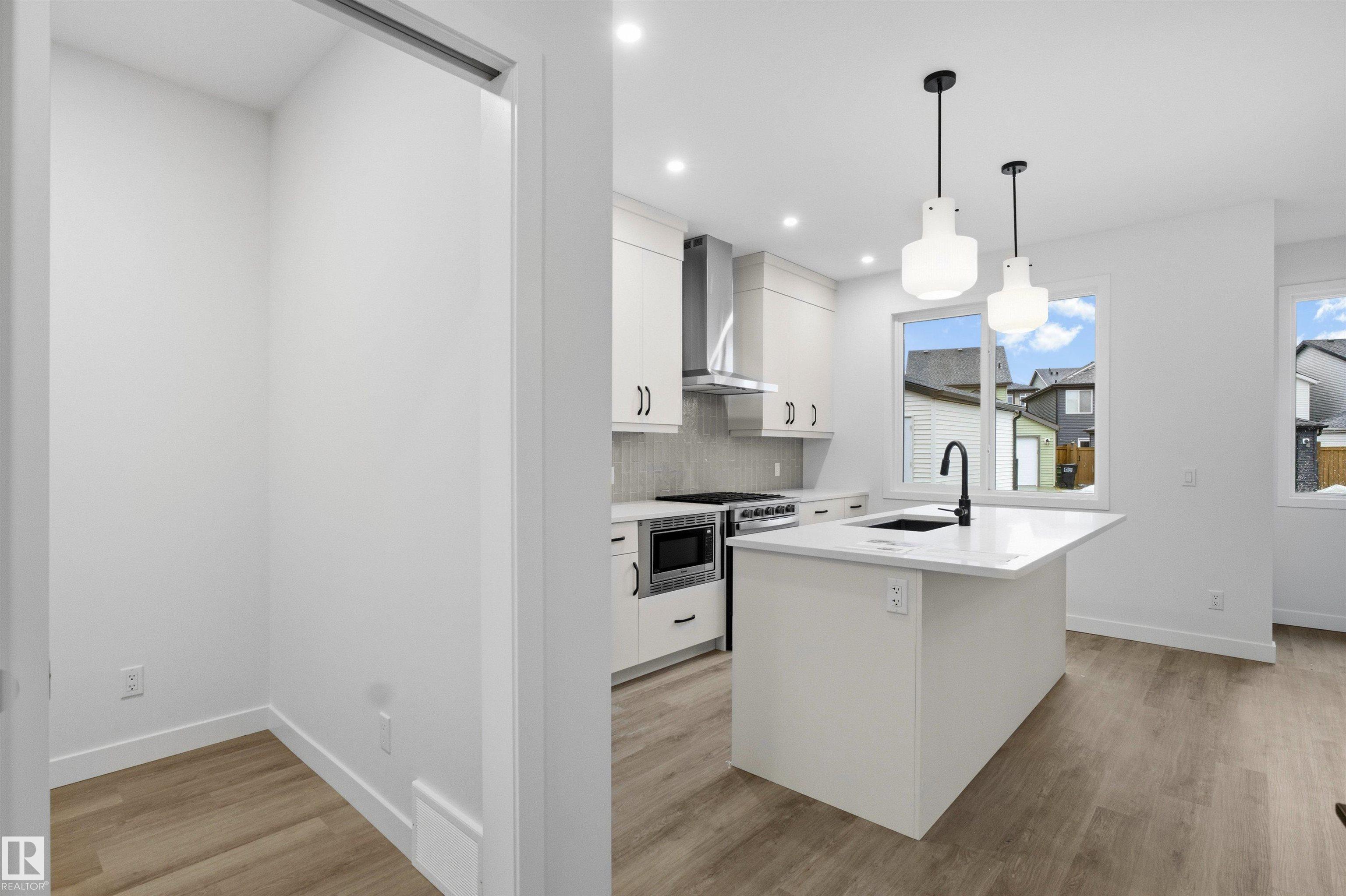 Picture for 270 PATERSON LINK LI SW