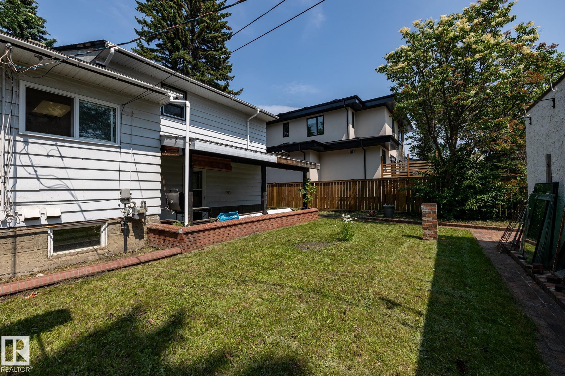 Photo 23 at 11819 87 Avenue NW, Windsor Park, Edmonton