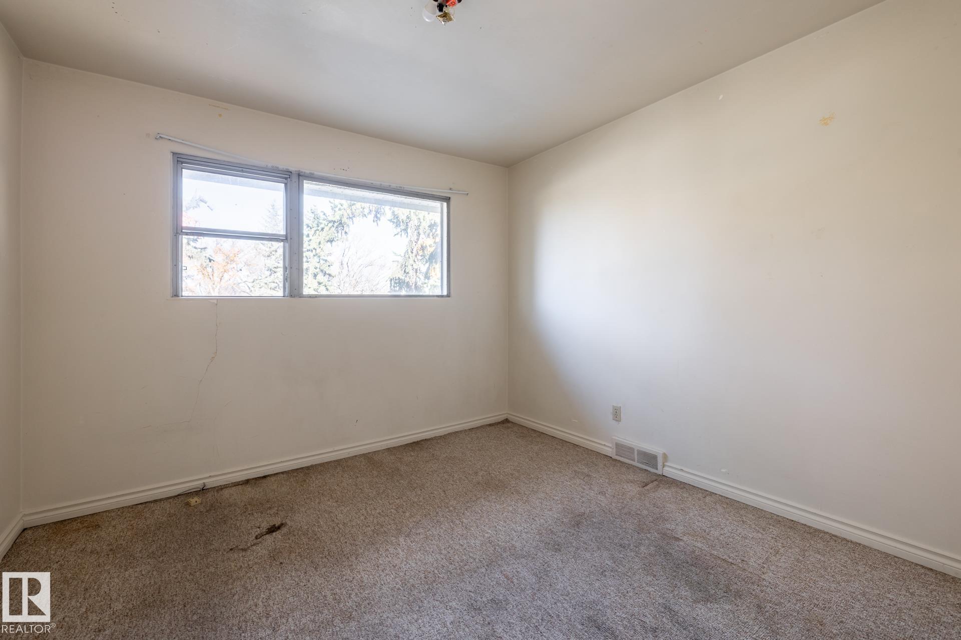 Photo 48 at 11819 87 Avenue NW, Windsor Park, Edmonton