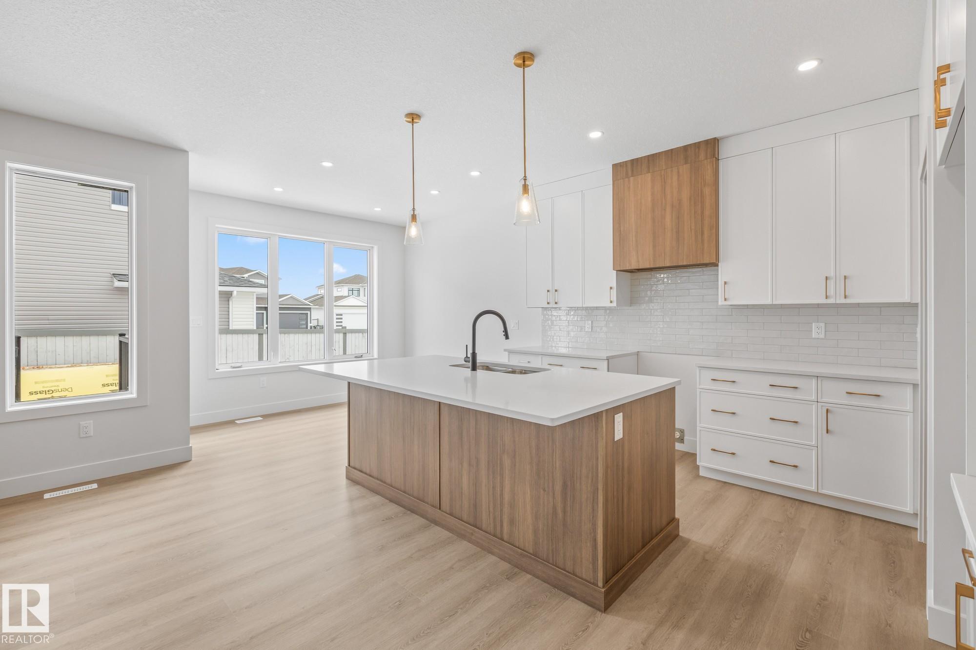 Photo 8 at 9624 89a Street, Morinville