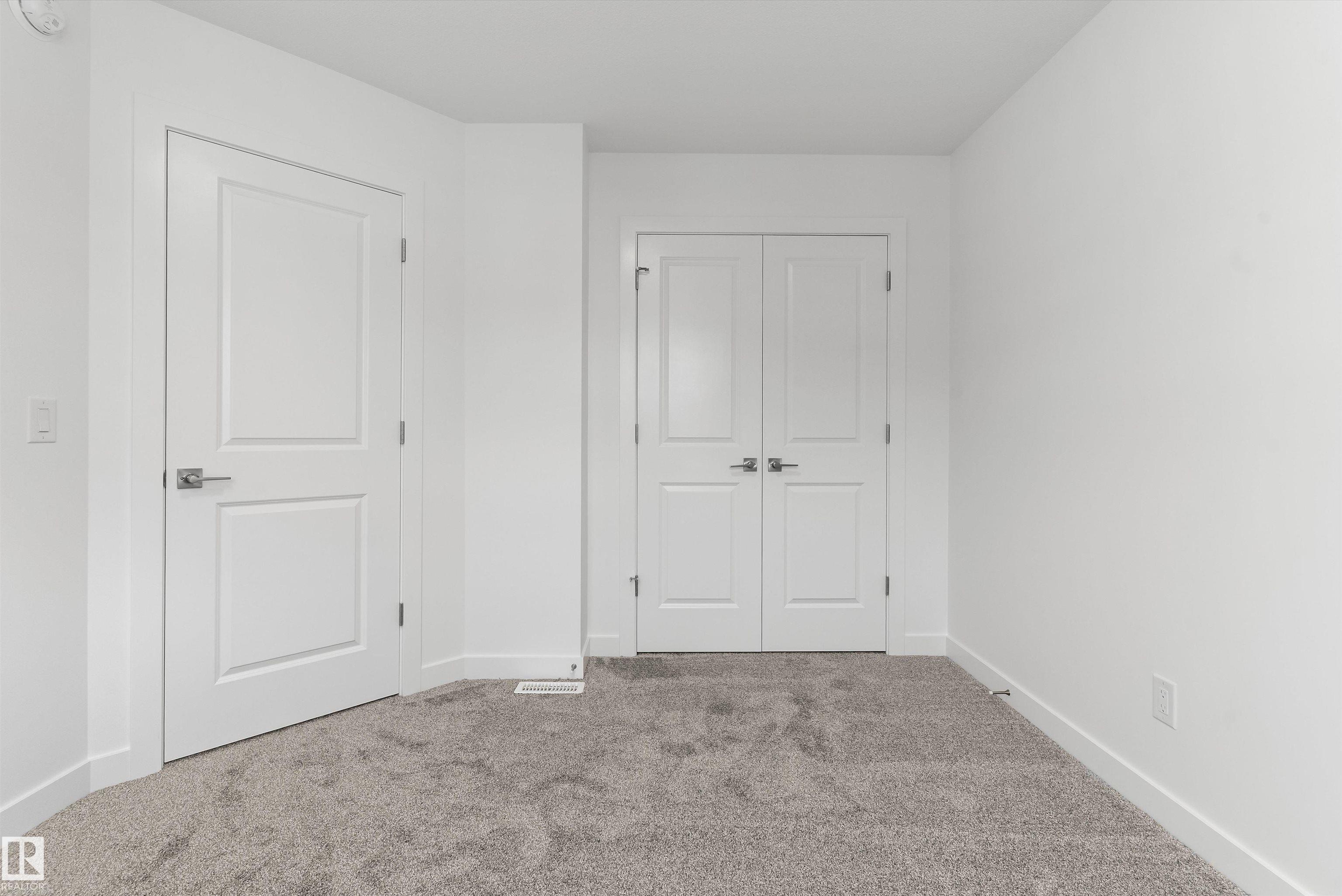 https://zimg.paragon.ice.com/ParagonImages/Property/PM/RAE/225391878/24/0/0/5125f33635bce06749a789a9ac2ba4e6/1/ae19c6d1e329800eb1930508d7af36ae/225391878-f22ebfed-0f31-407d-bff0-6ff17521f463.JPG