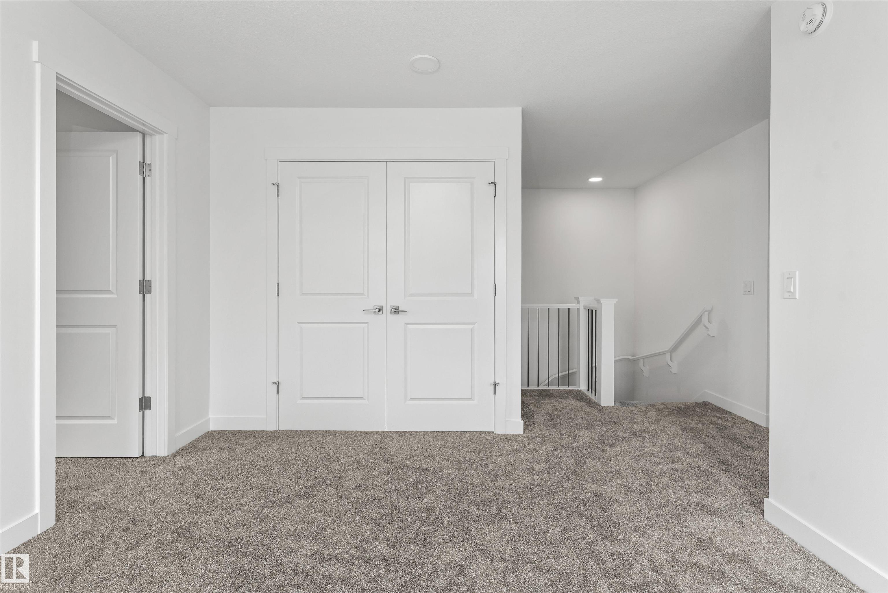 https://zimg.paragon.ice.com/ParagonImages/Property/PM/RAE/225391878/29/0/0/367fa22cac647daf31f695665d12cae3/1/ae19c6d1e329800eb1930508d7af36ae/225391878-964f11af-1d69-4ea7-9463-441213c6baad.JPG