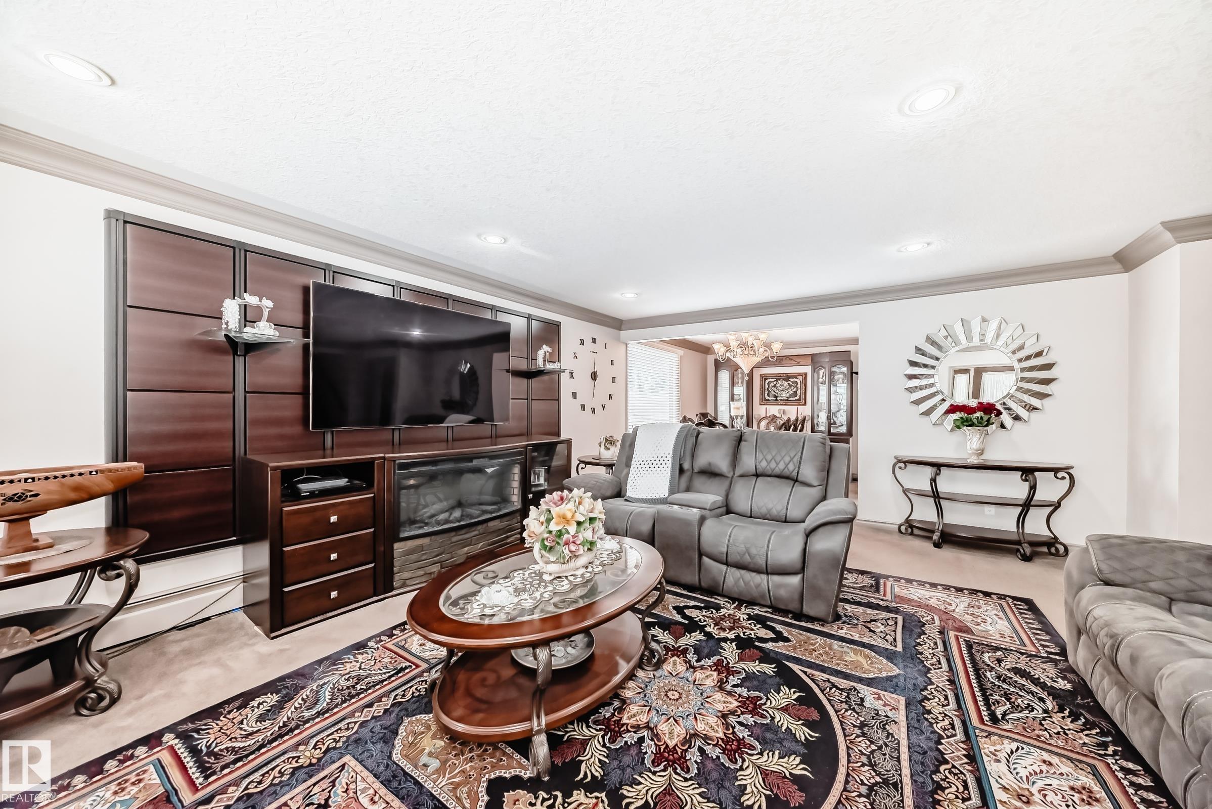 Photo 10 at 12131 101 Street NW, Westwood, Edmonton