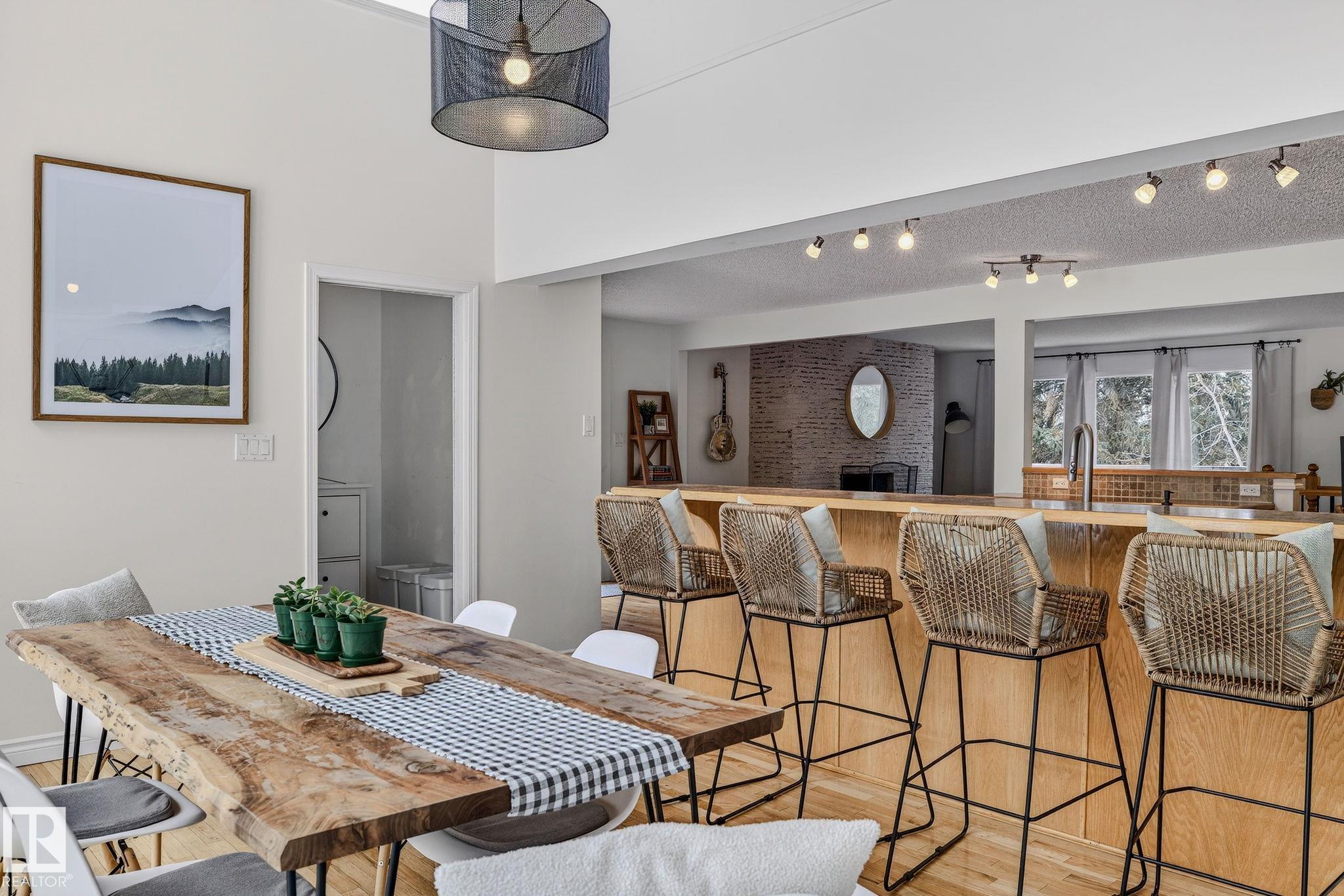 Photo 12 at 253 - 22051 Twp Road 530, High Ridge Place, Rural Strathcona County