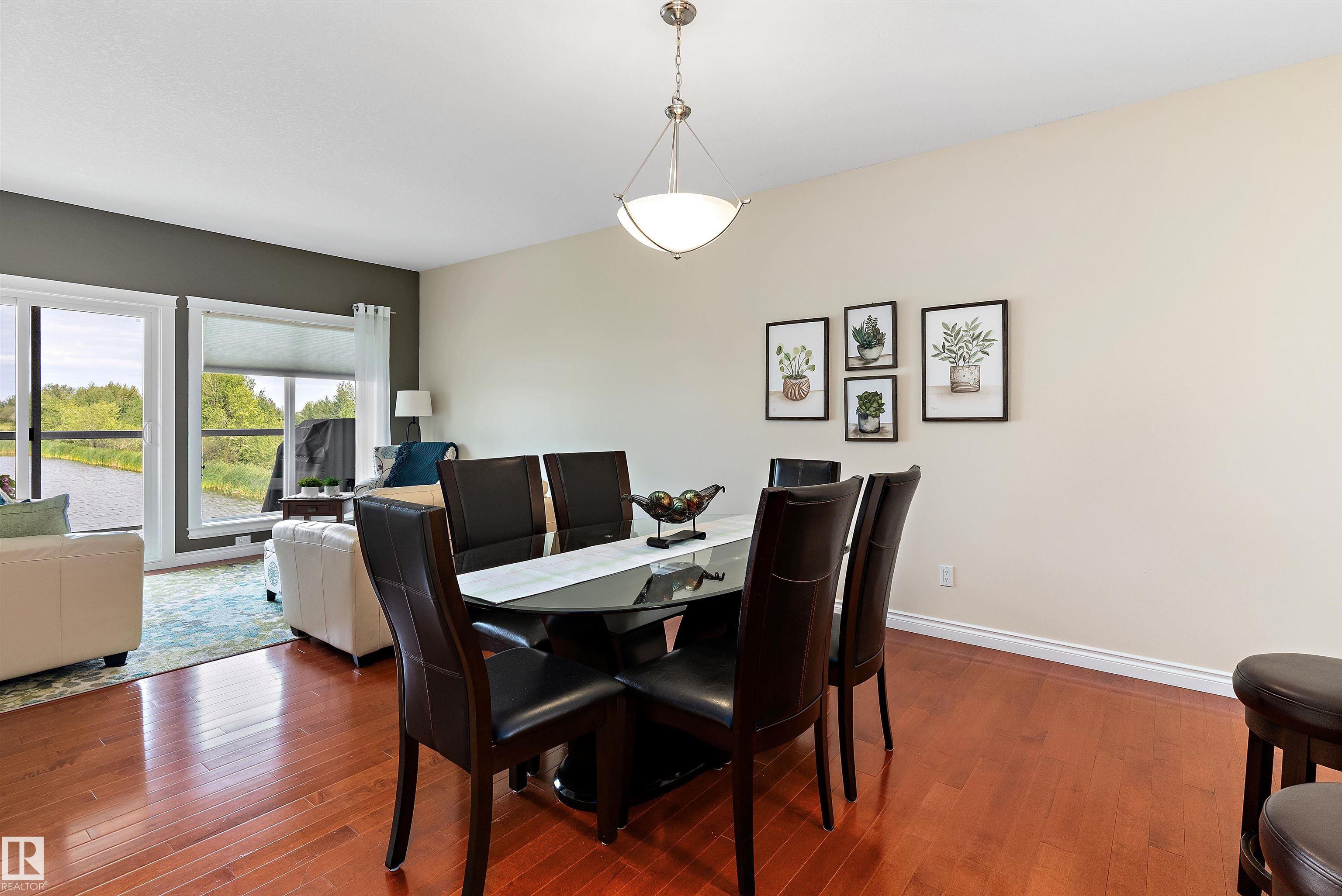 Photo 11 at 10 - 10500 103 Avenue, Morinville