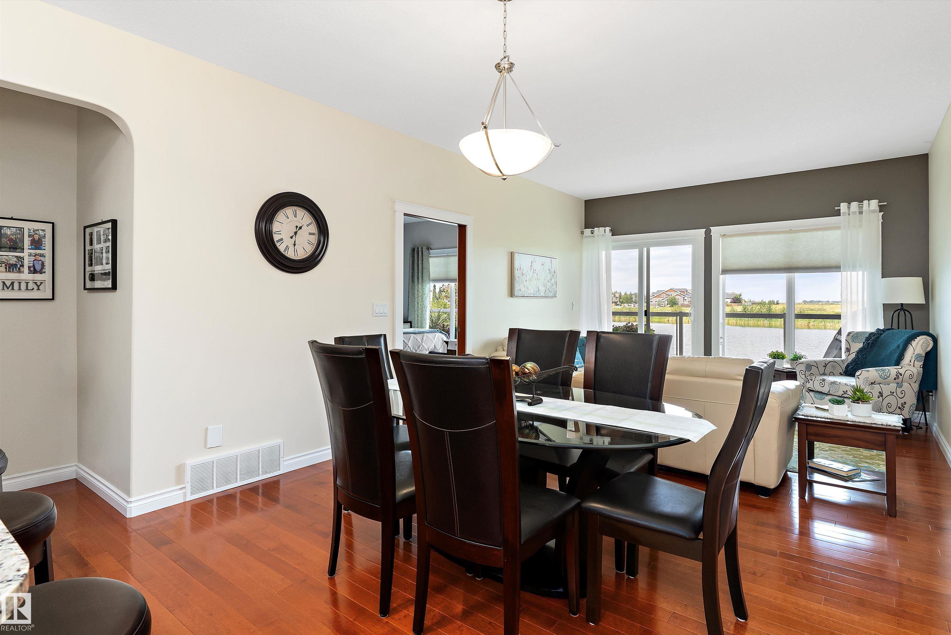 Photo 12 at 10 - 10500 103 Avenue, Morinville