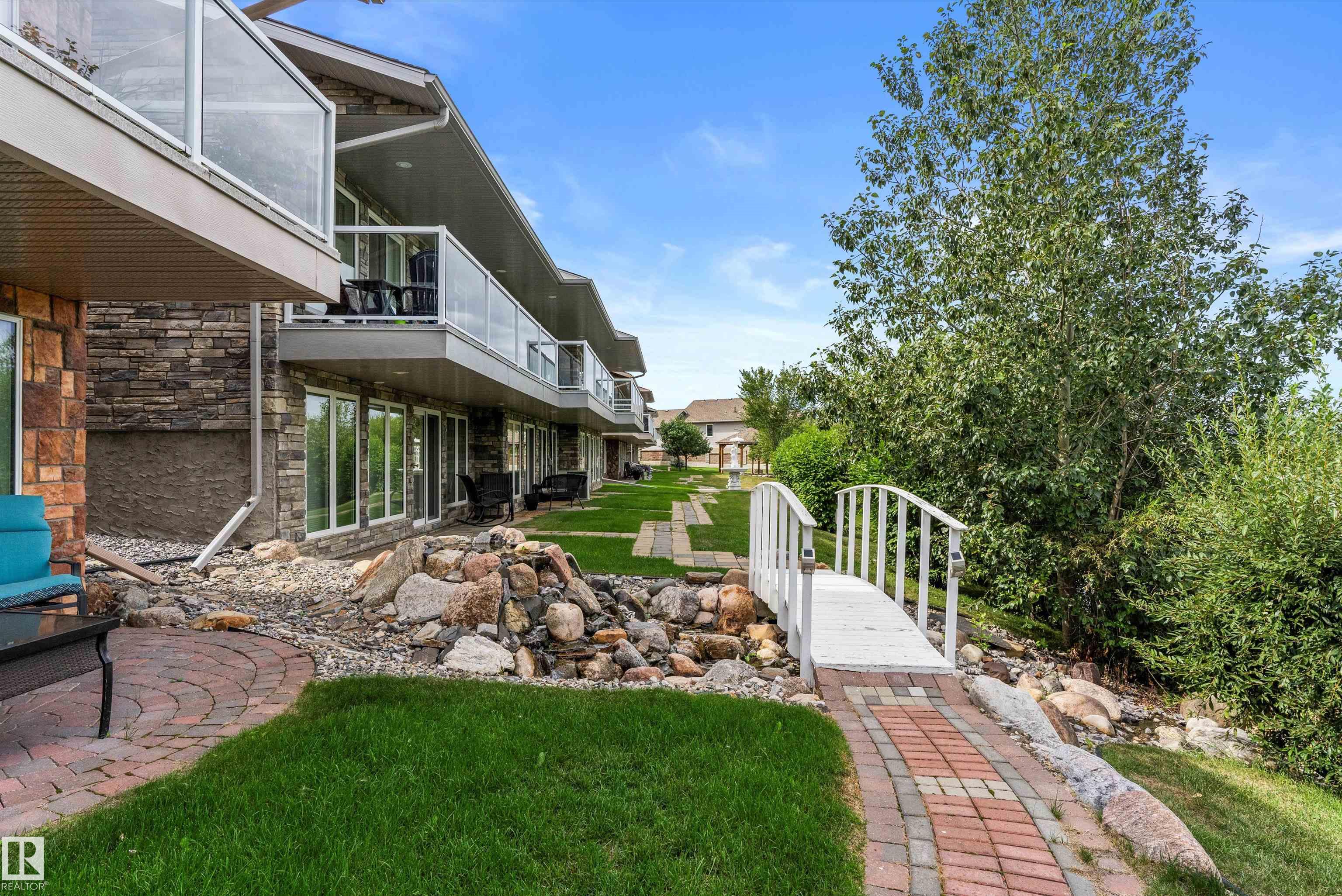 Photo 39 at 10 - 10500 103 Avenue, Morinville