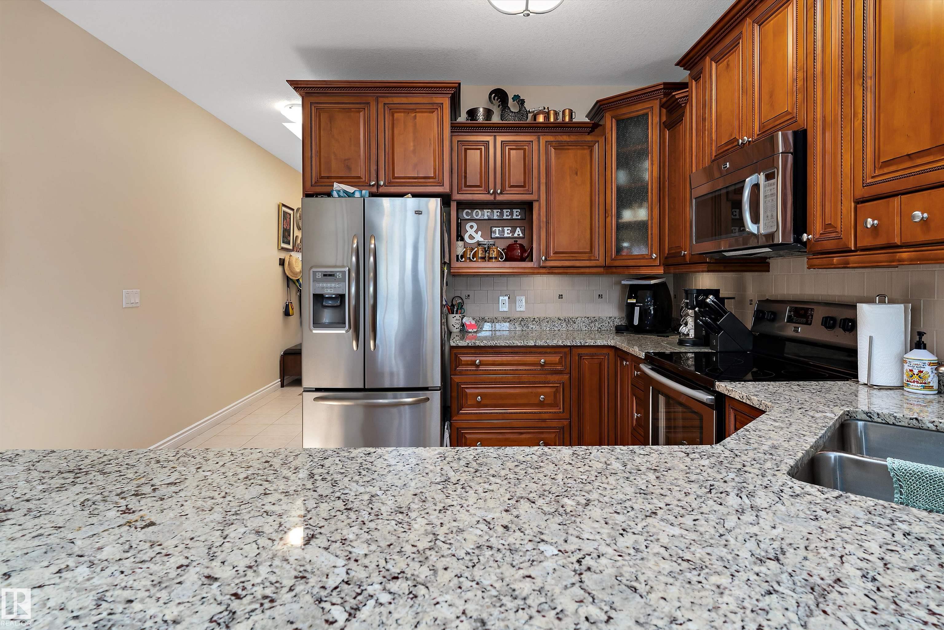 Photo 9 at 10 - 10500 103 Avenue, Morinville