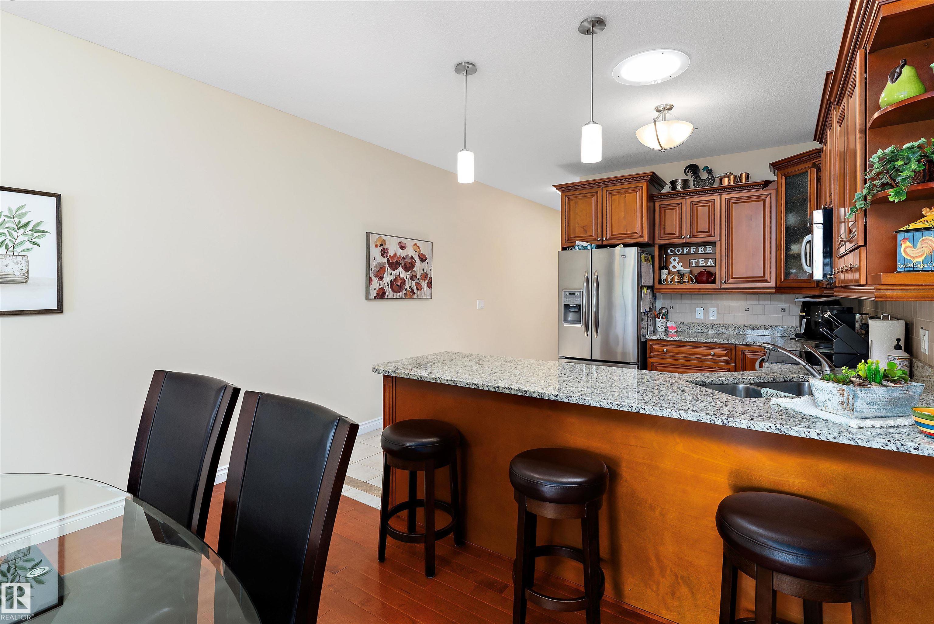 Photo 10 at 10 - 10500 103 Avenue, Morinville