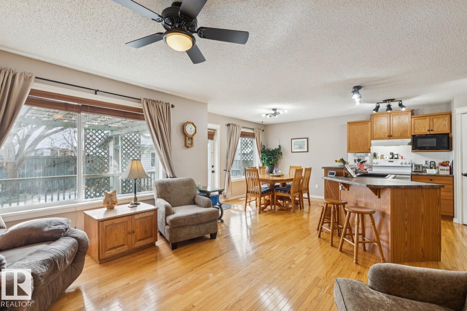 Picture for 8761 5 AV SW