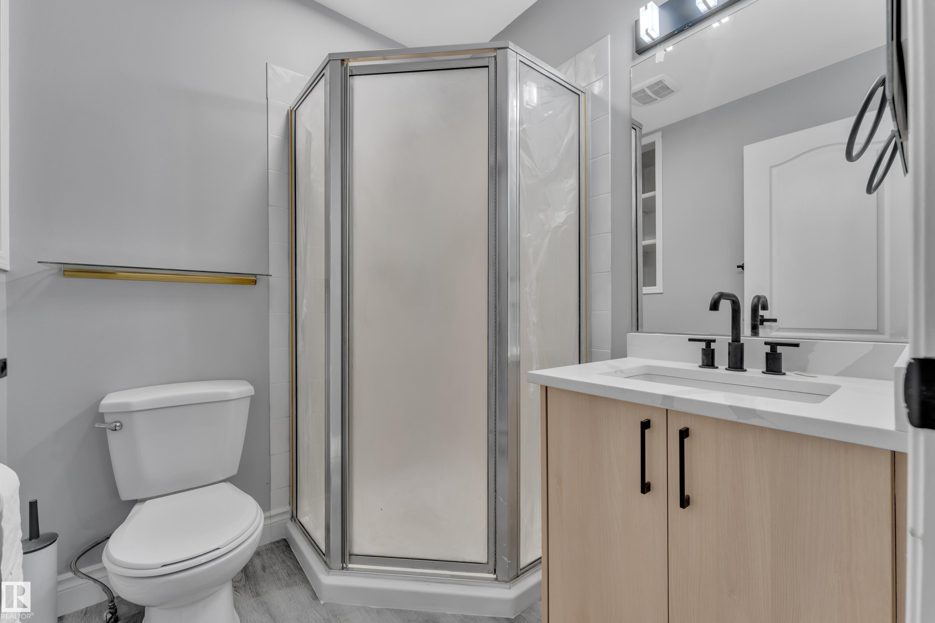 Photo 16 at 3623 24 Avenue NW, Bisset, Edmonton