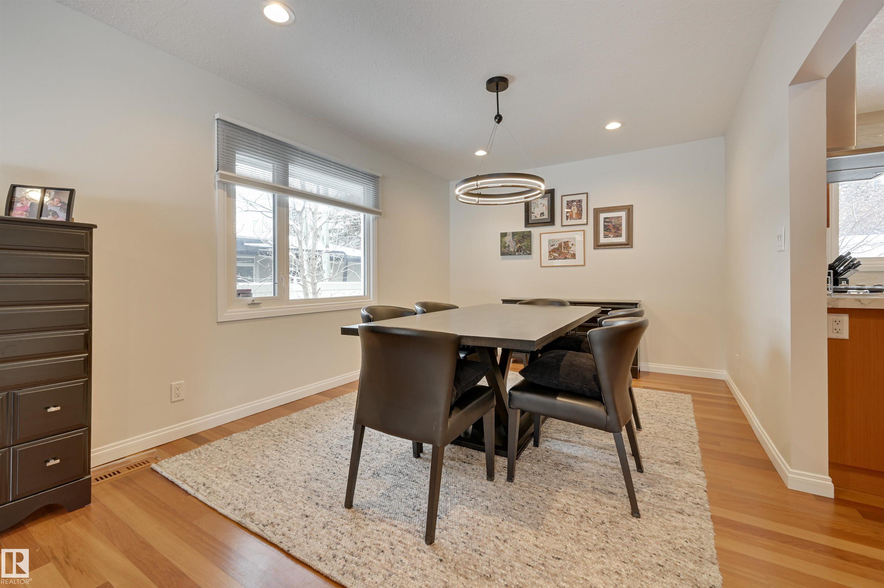 Photo 21 at 37 Valleyview Crescent NW, Parkview, Edmonton