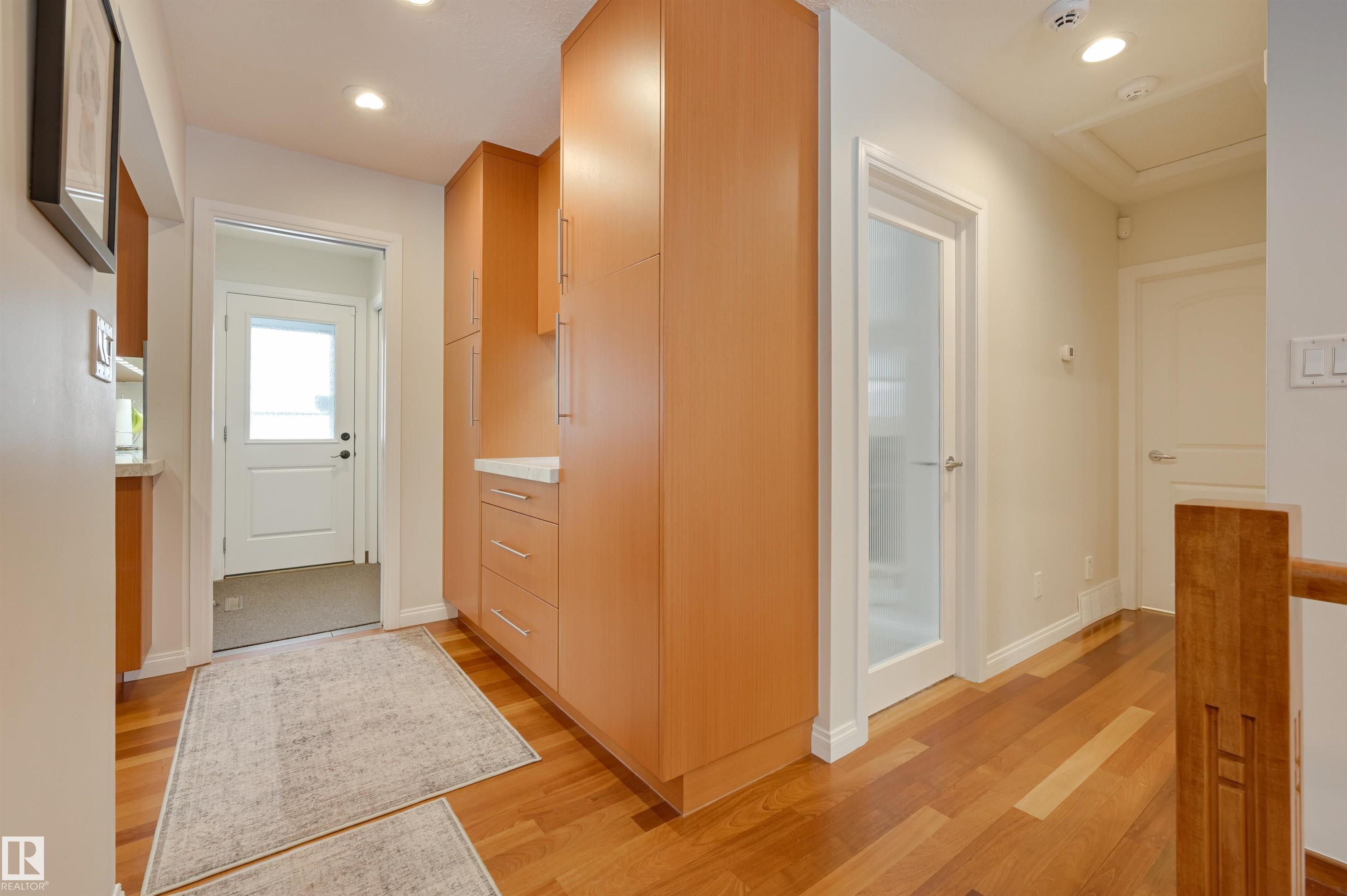 Photo 31 at 37 Valleyview Crescent NW, Parkview, Edmonton