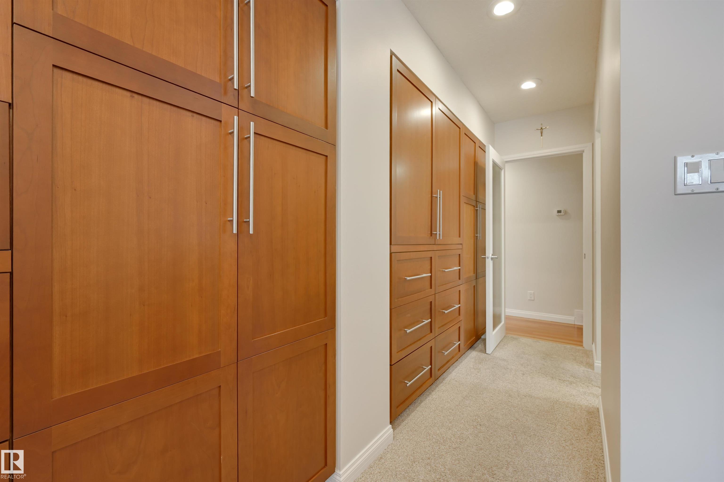 Photo 32 at 37 Valleyview Crescent NW, Parkview, Edmonton