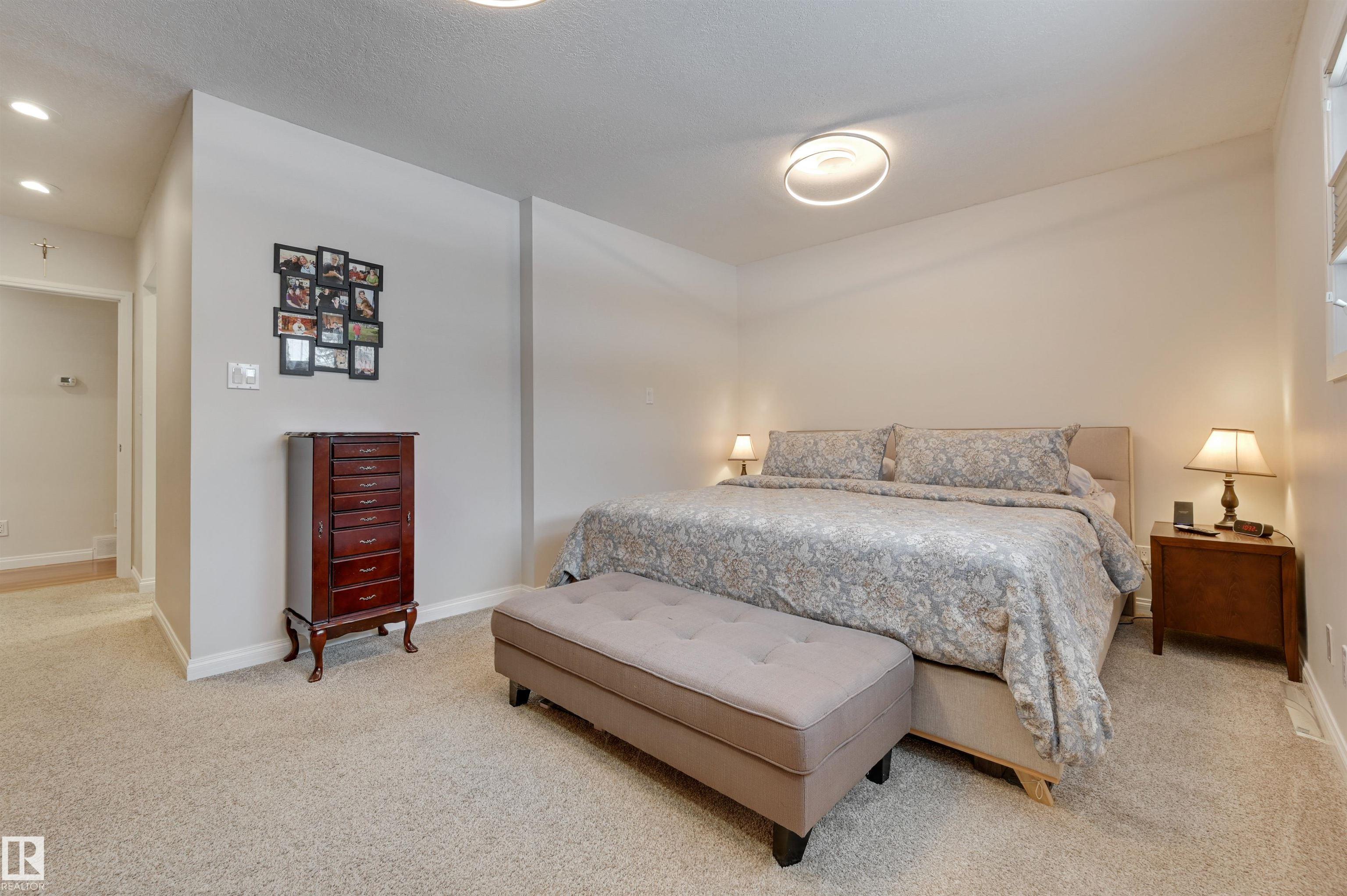 Photo 33 at 37 Valleyview Crescent NW, Parkview, Edmonton