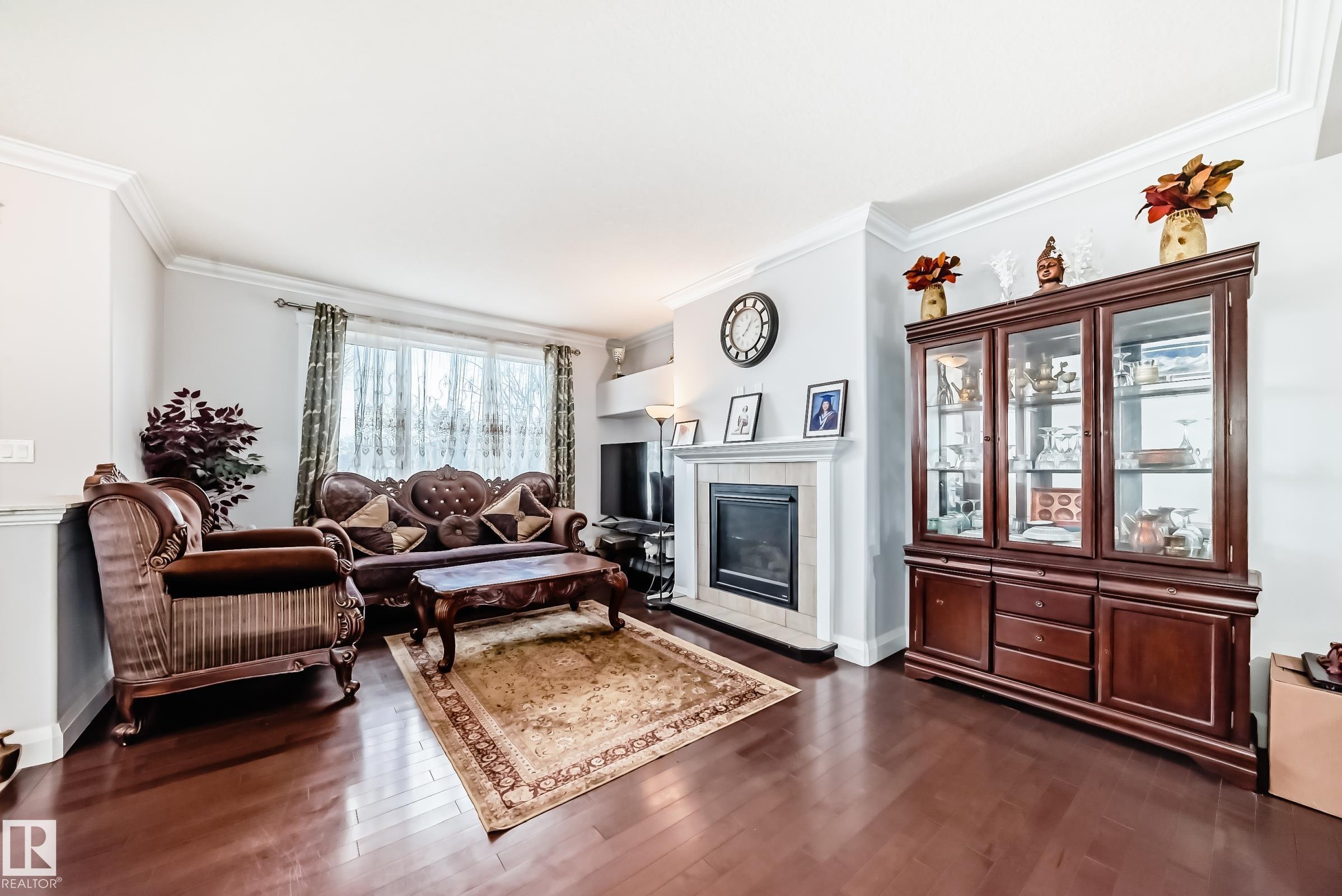 Photo 12 at 2 - 12042 101 Street NW, Westwood, Edmonton