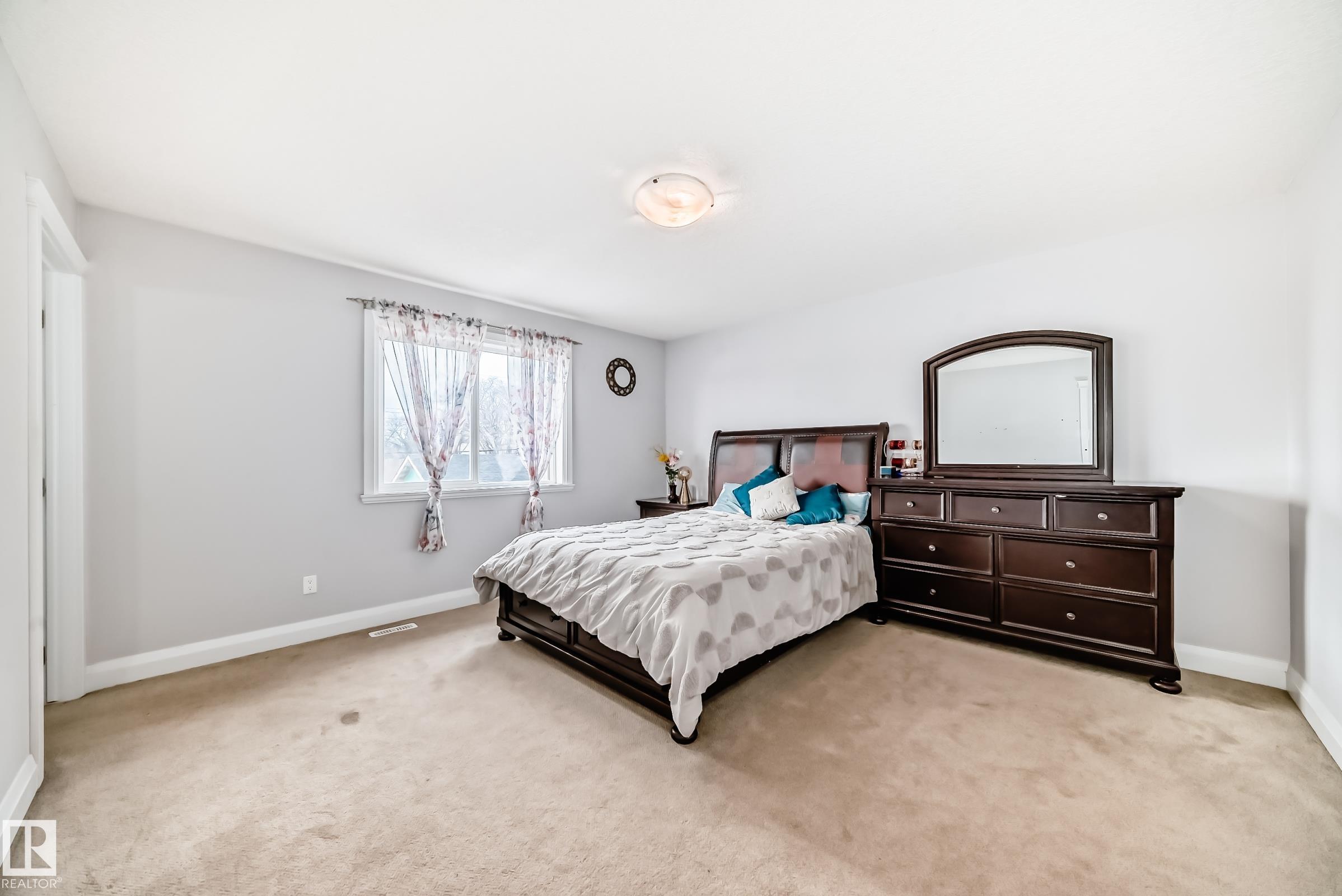 Photo 21 at 2 - 12042 101 Street NW, Westwood, Edmonton