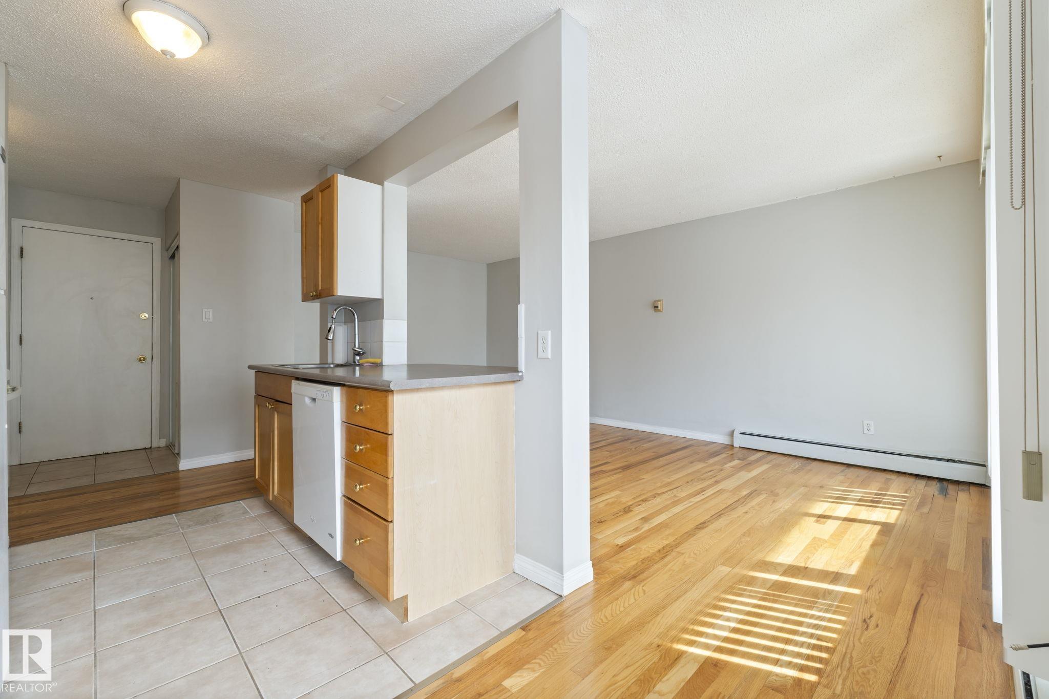 Photo 24 at 308 - 10230 120 Street NW, Wîhkwêntôwin, Edmonton