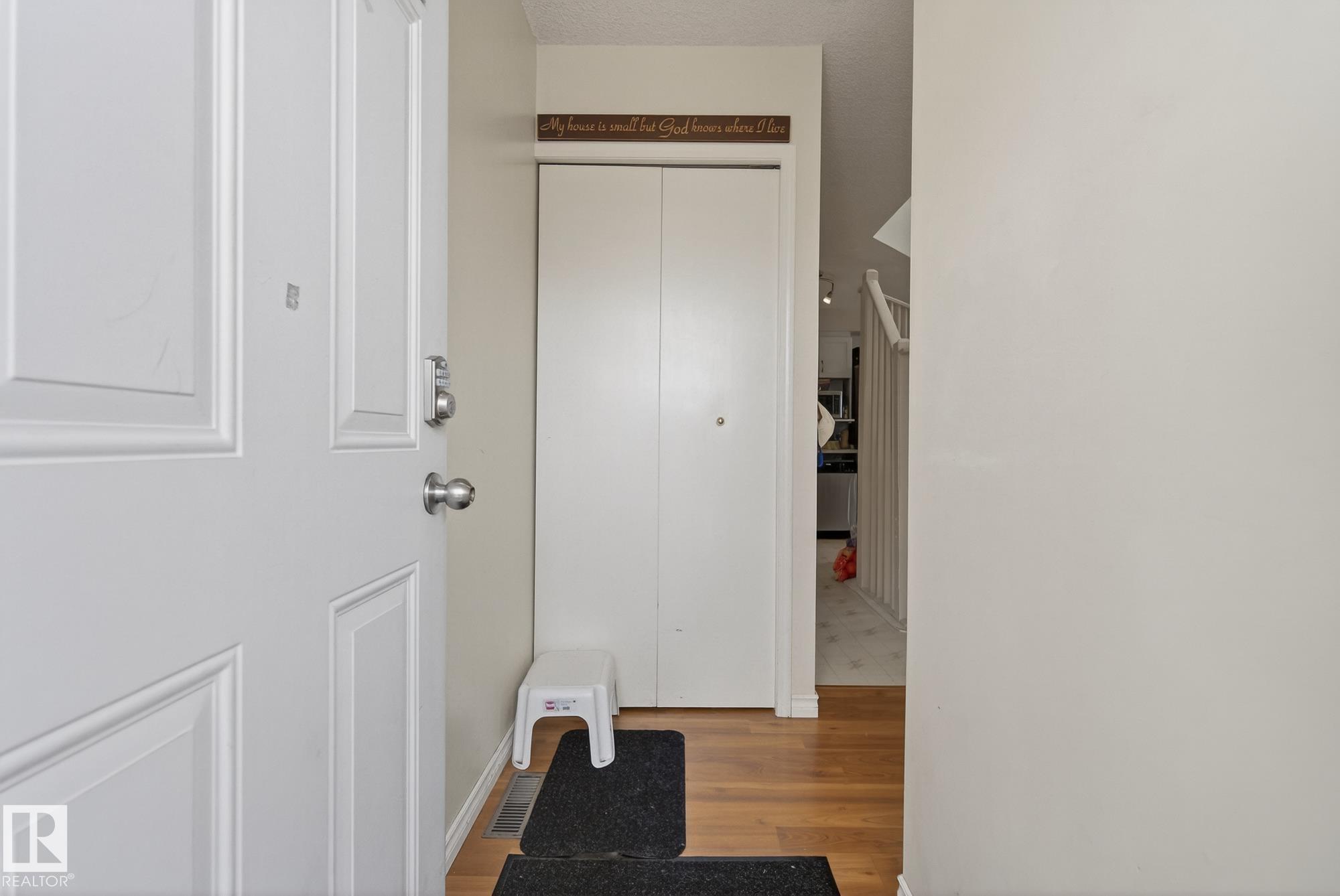 2006 Mill Woods Road E NW, Pollard Meadows, Edmonton