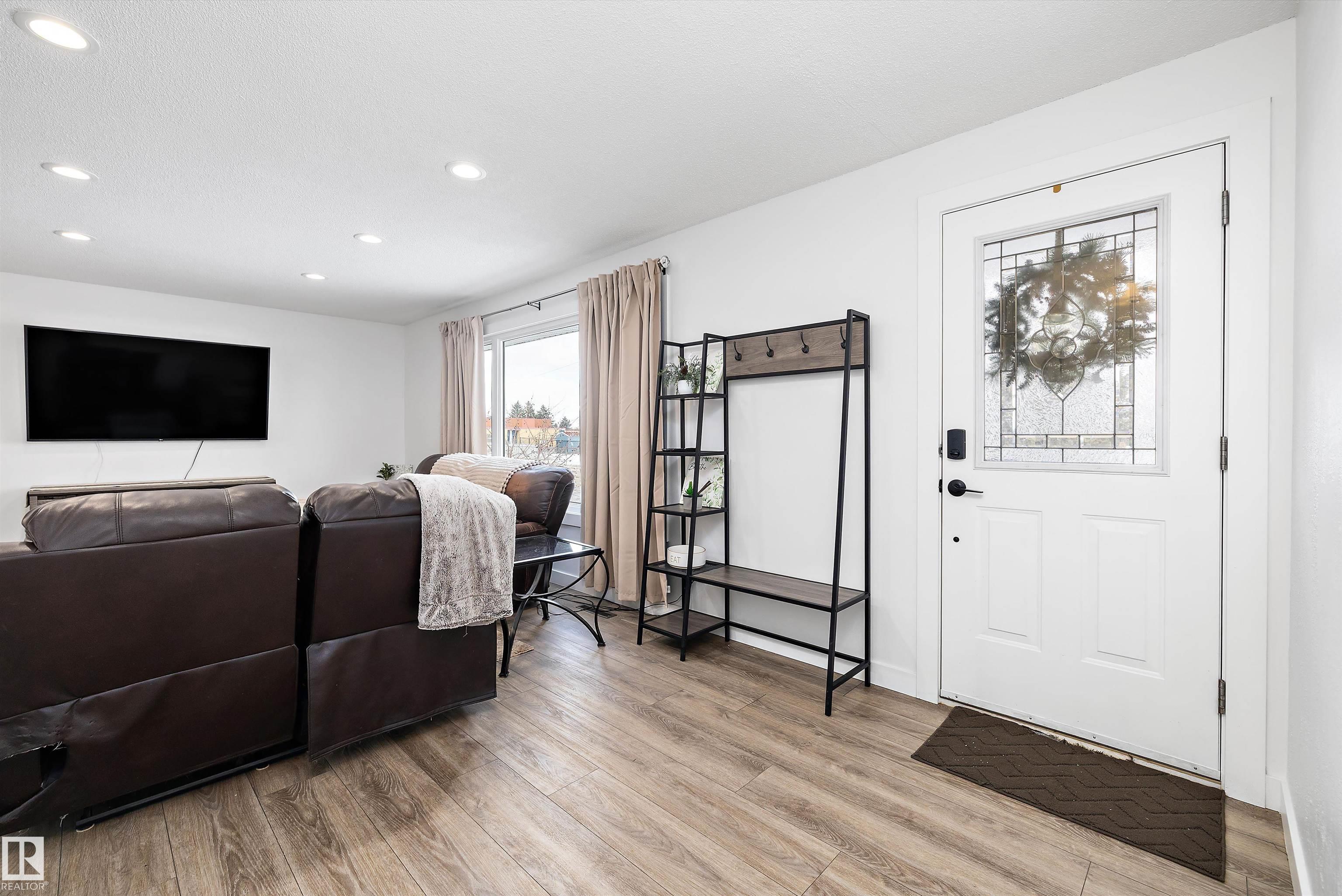 Picture for 10808 34 ST NW