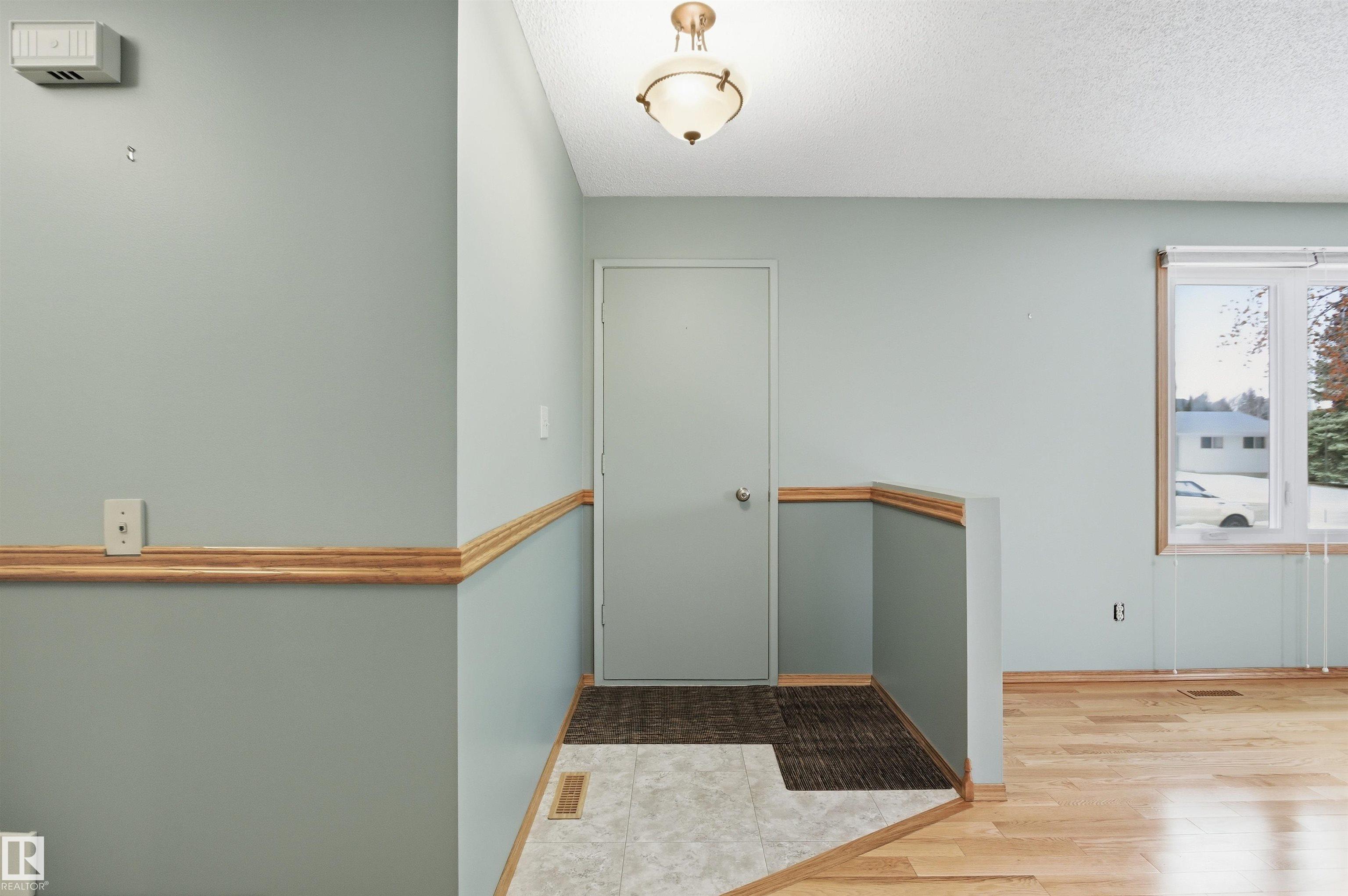 24 Penguin Crescent, Brentwood, Sherwood Park