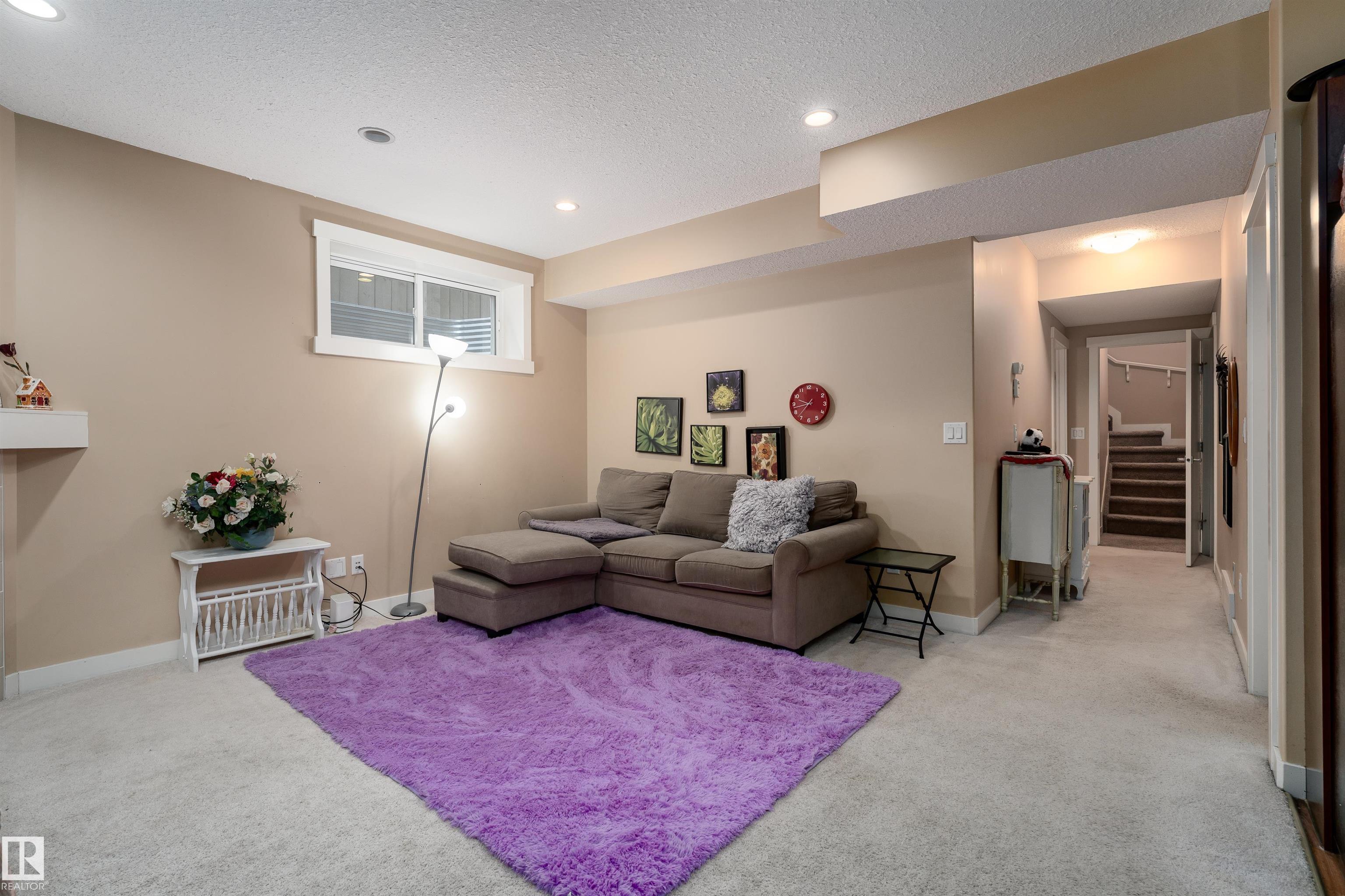 Photo 46 at 729 37a Avenue NW, Maple Crest, Edmonton
