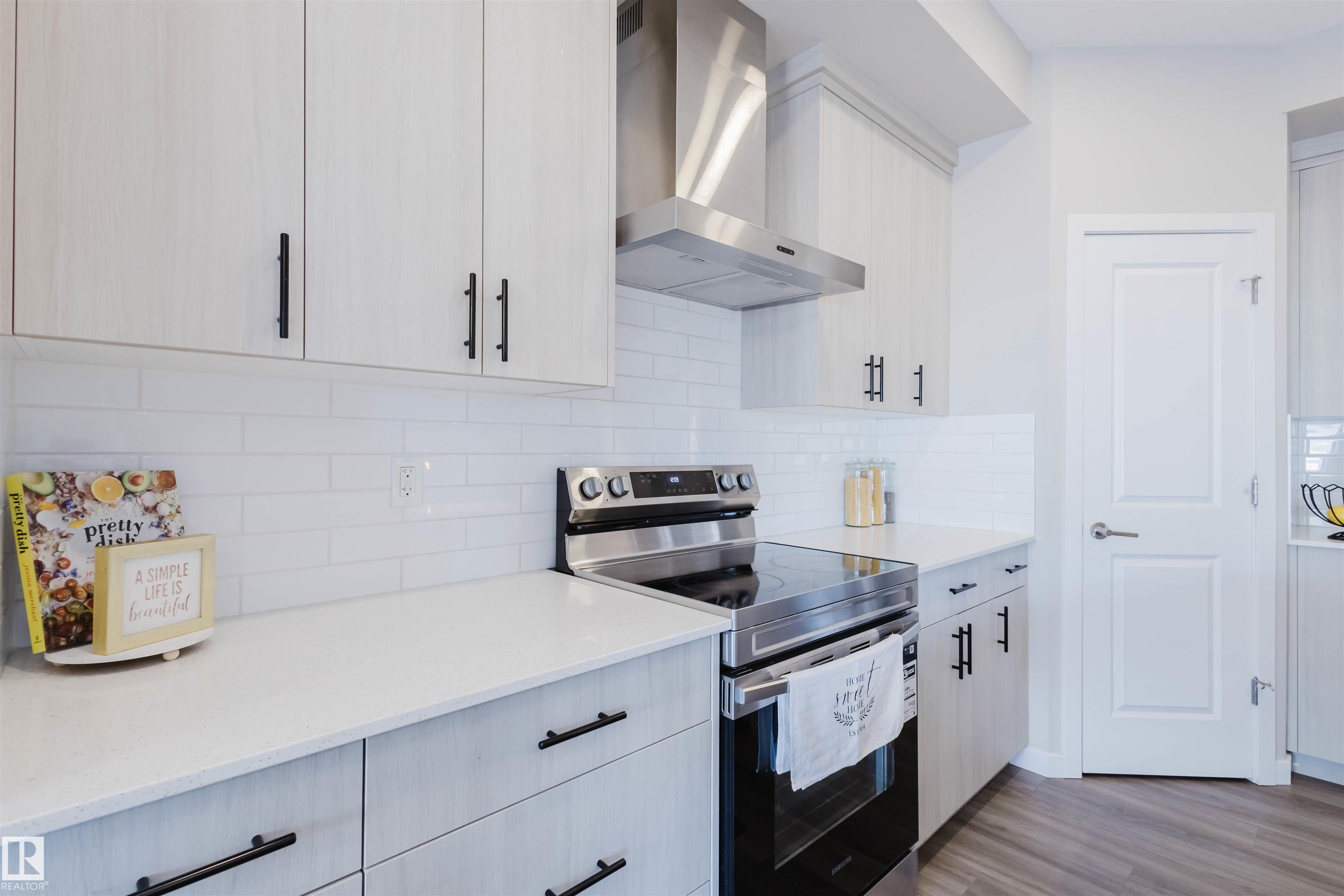 Picture for 5612 HAWTHORN WY SW