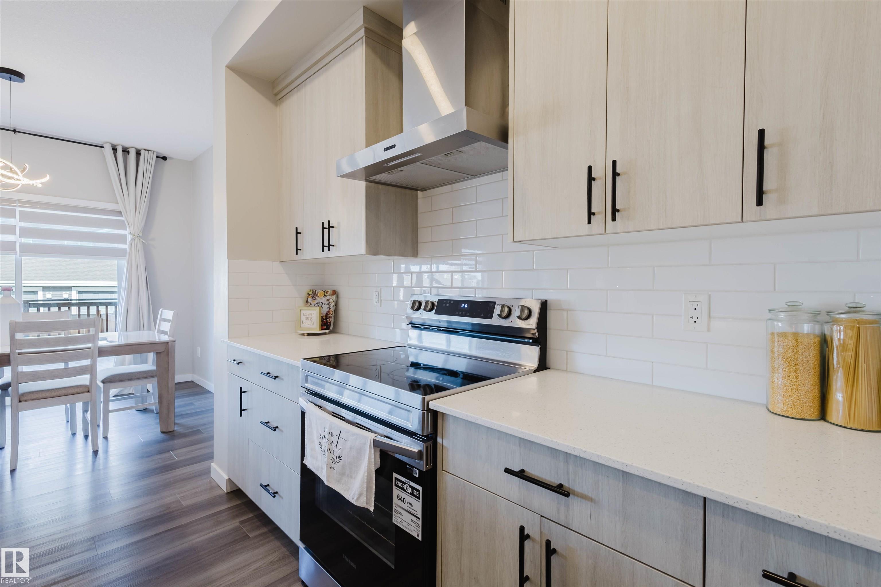 Picture for 5612 HAWTHORN WY SW