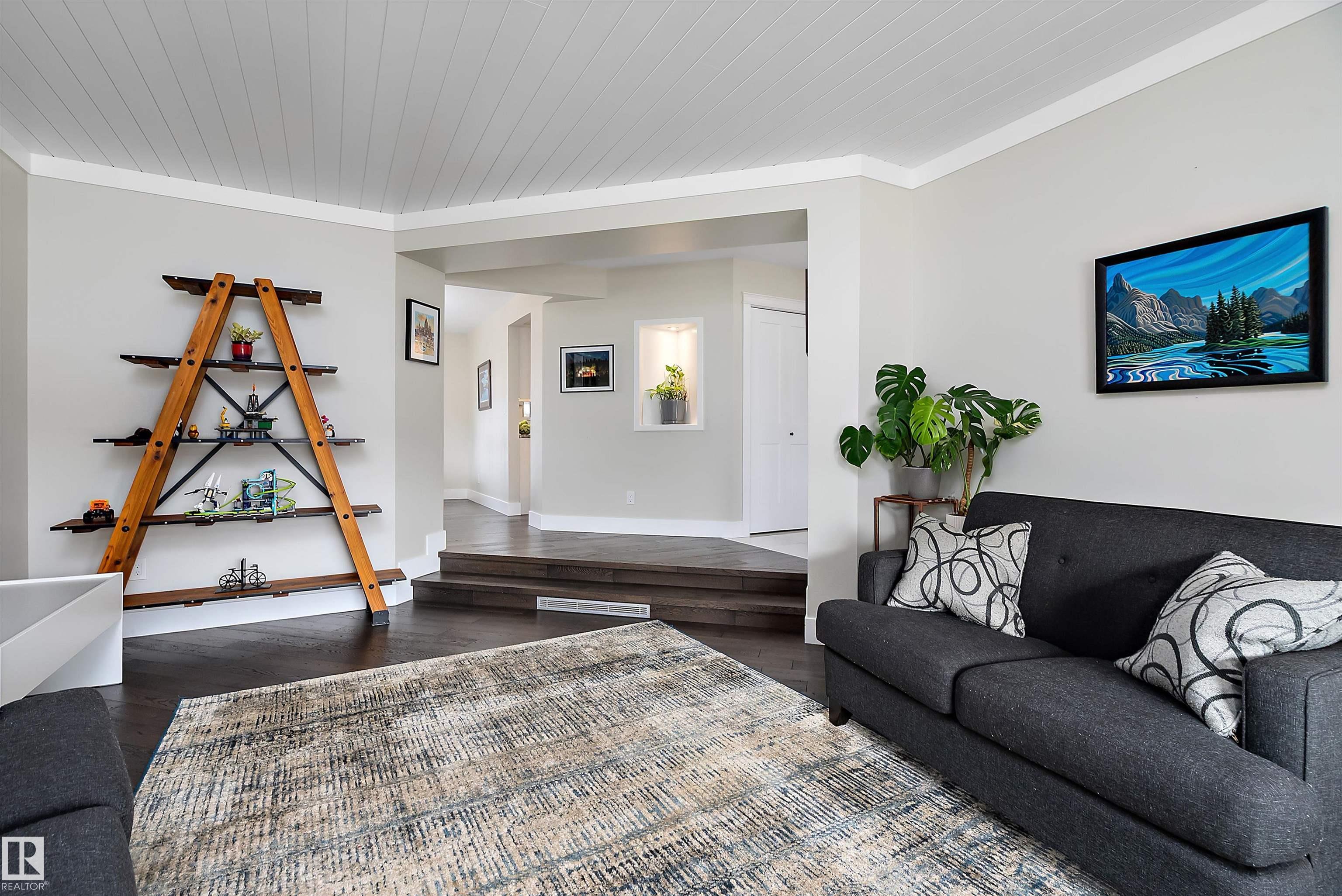 Picture for 48 WESTRIDGE RD NW