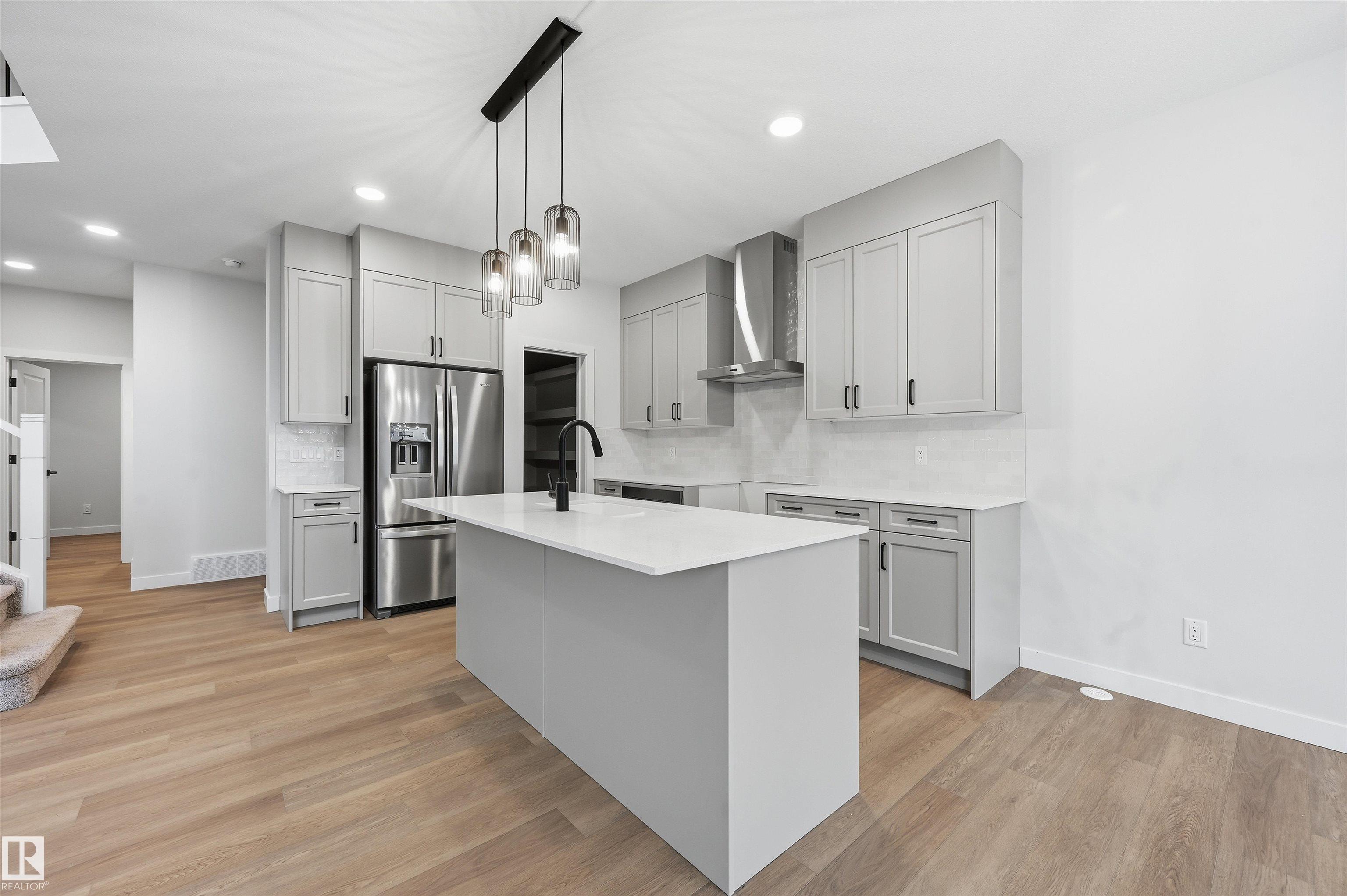 Photo 13 at 3036 Dixon Landing SW, Desrochers Area, Edmonton