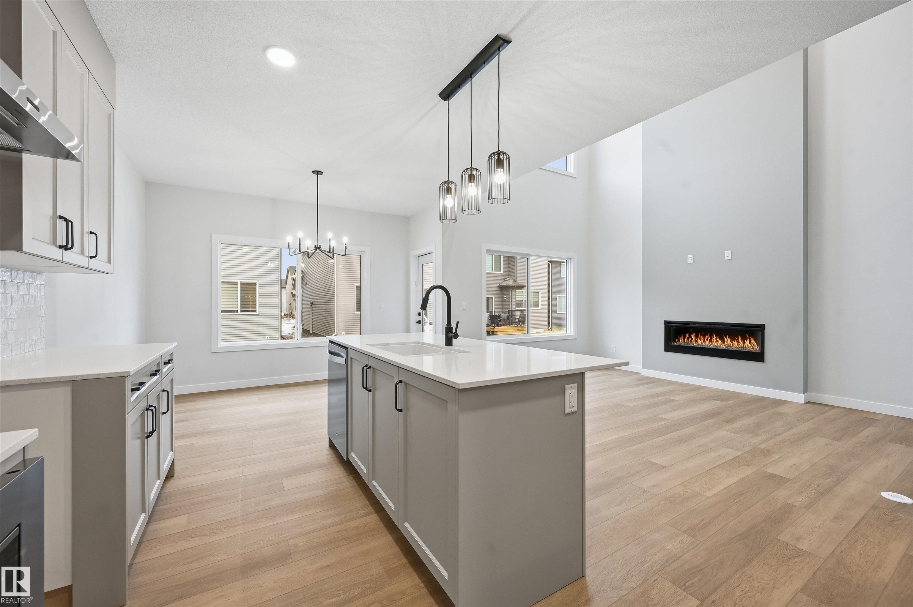 Photo 17 at 3036 Dixon Landing SW, Desrochers Area, Edmonton