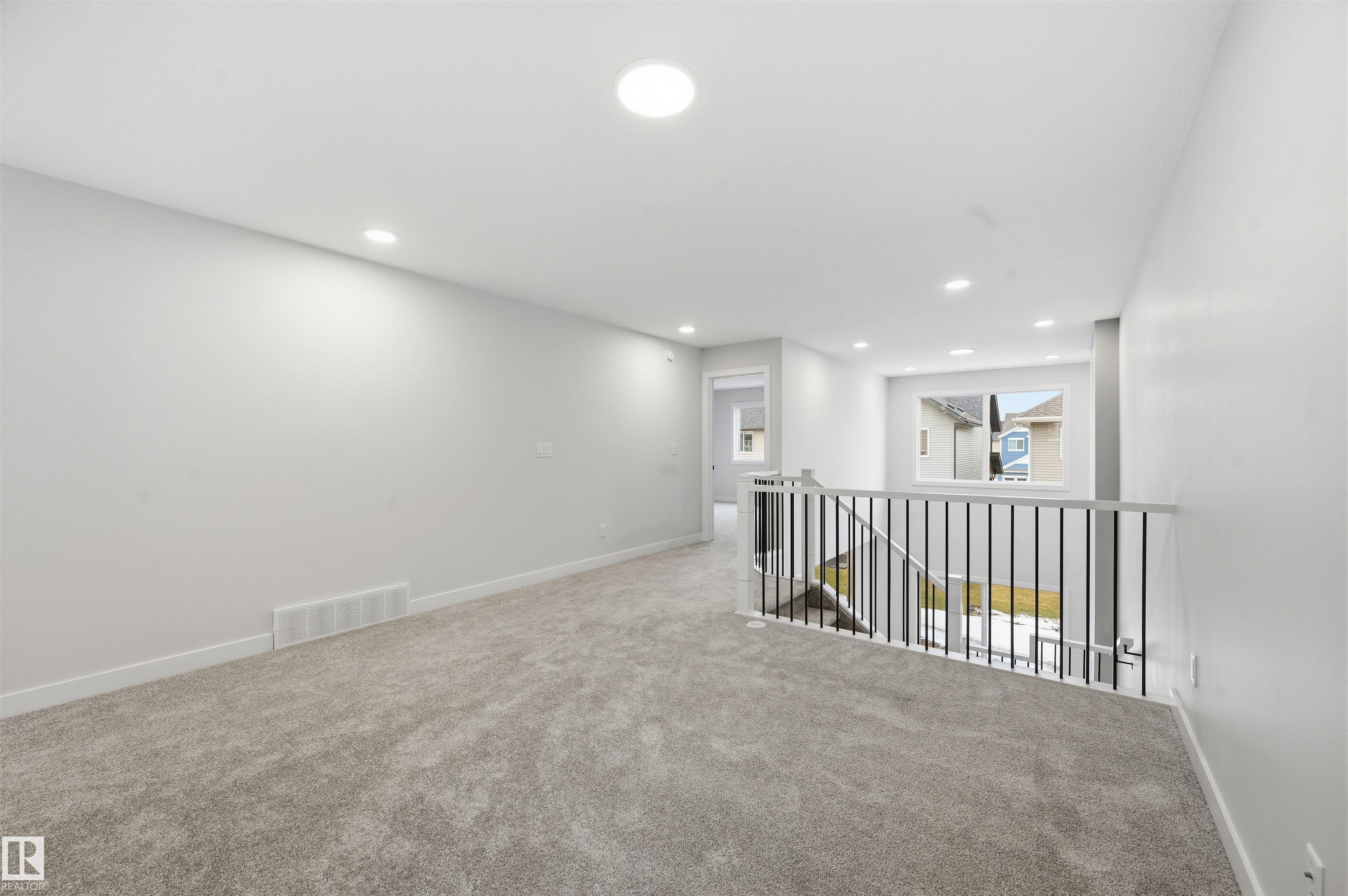 Photo 30 at 3036 Dixon Landing SW, Desrochers Area, Edmonton