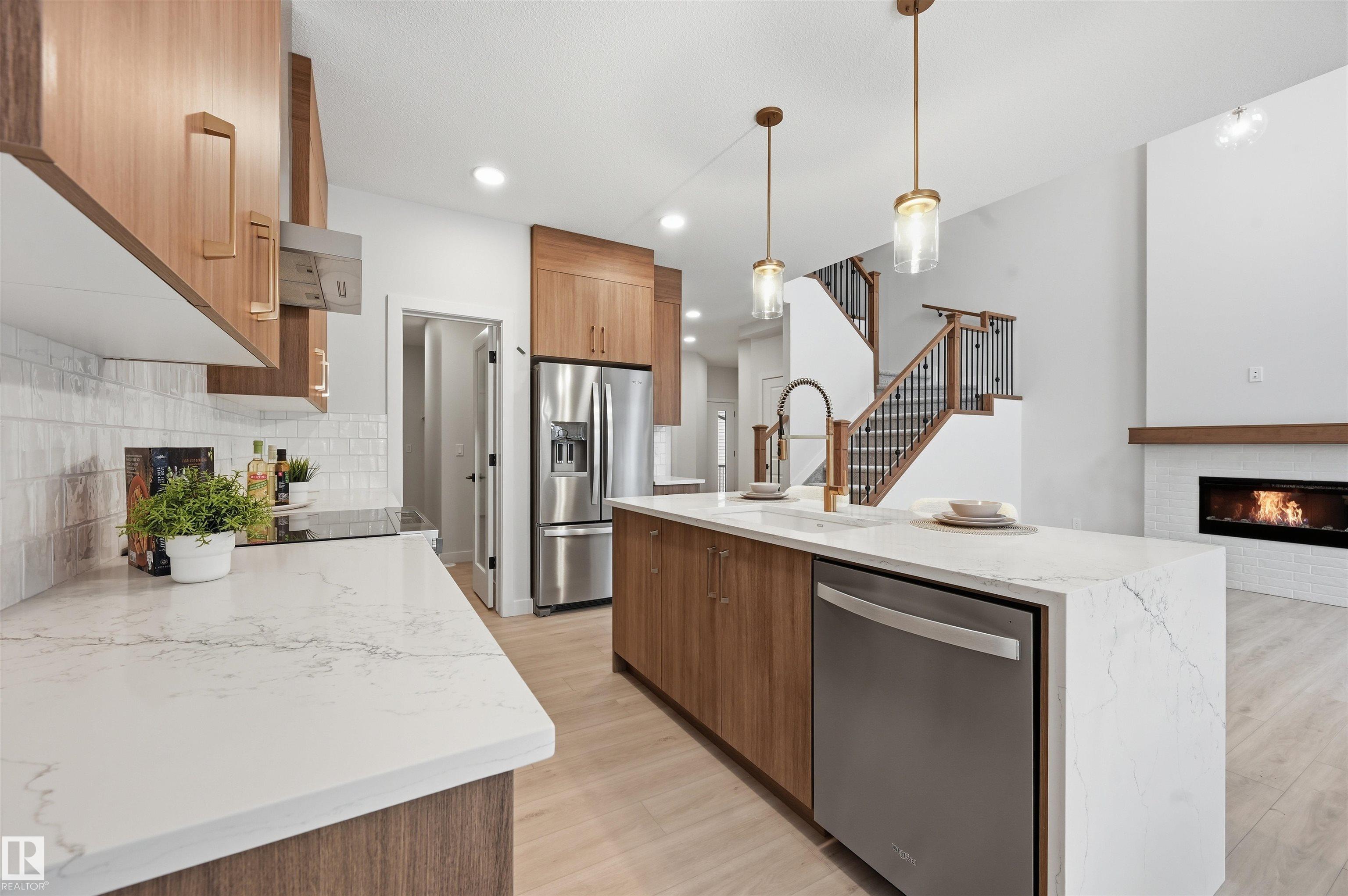 Photo 14 at 3230 Dixon Way SW, Desrochers Area, Edmonton