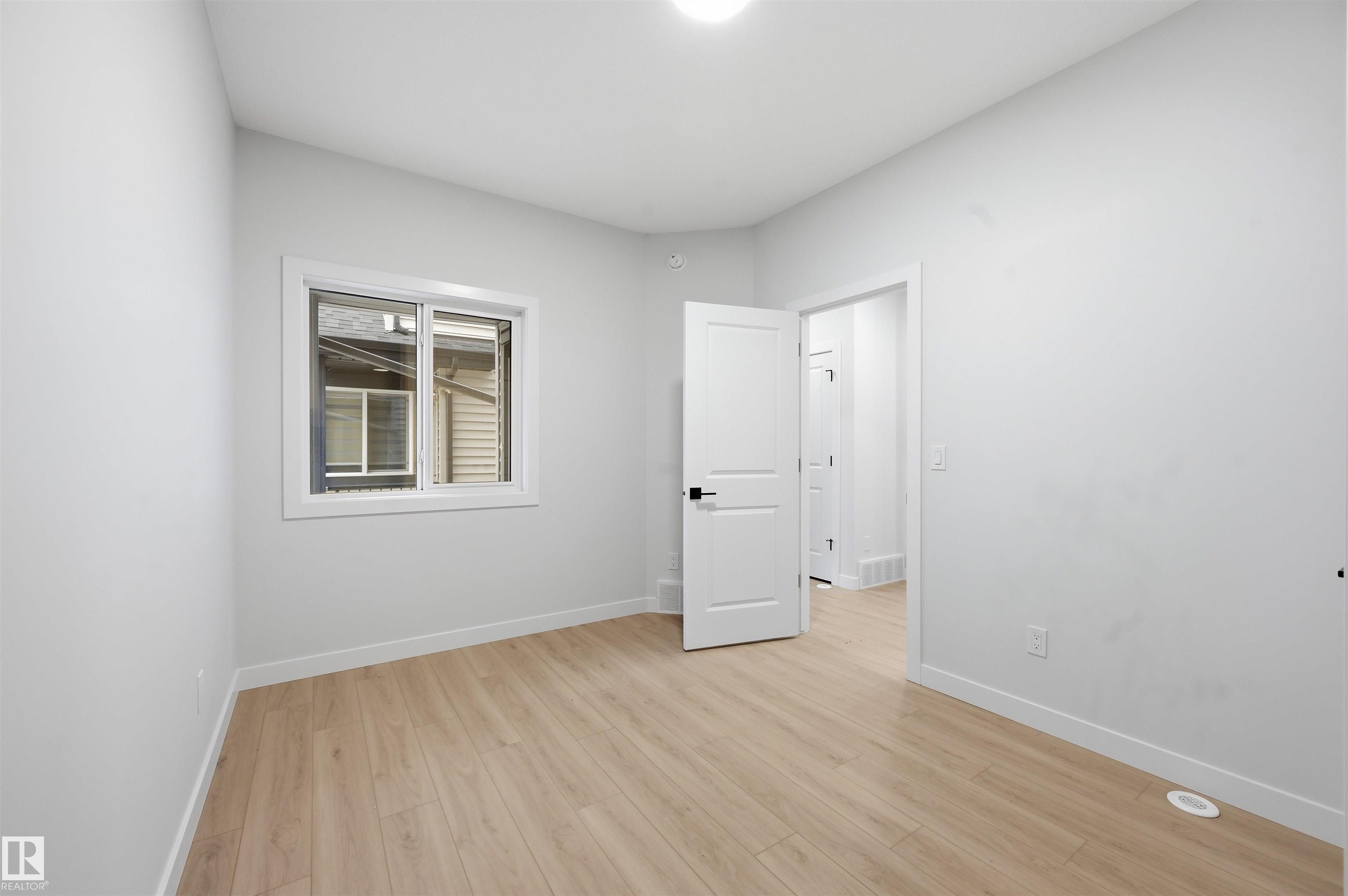 Photo 20 at 3230 Dixon Way SW, Desrochers Area, Edmonton