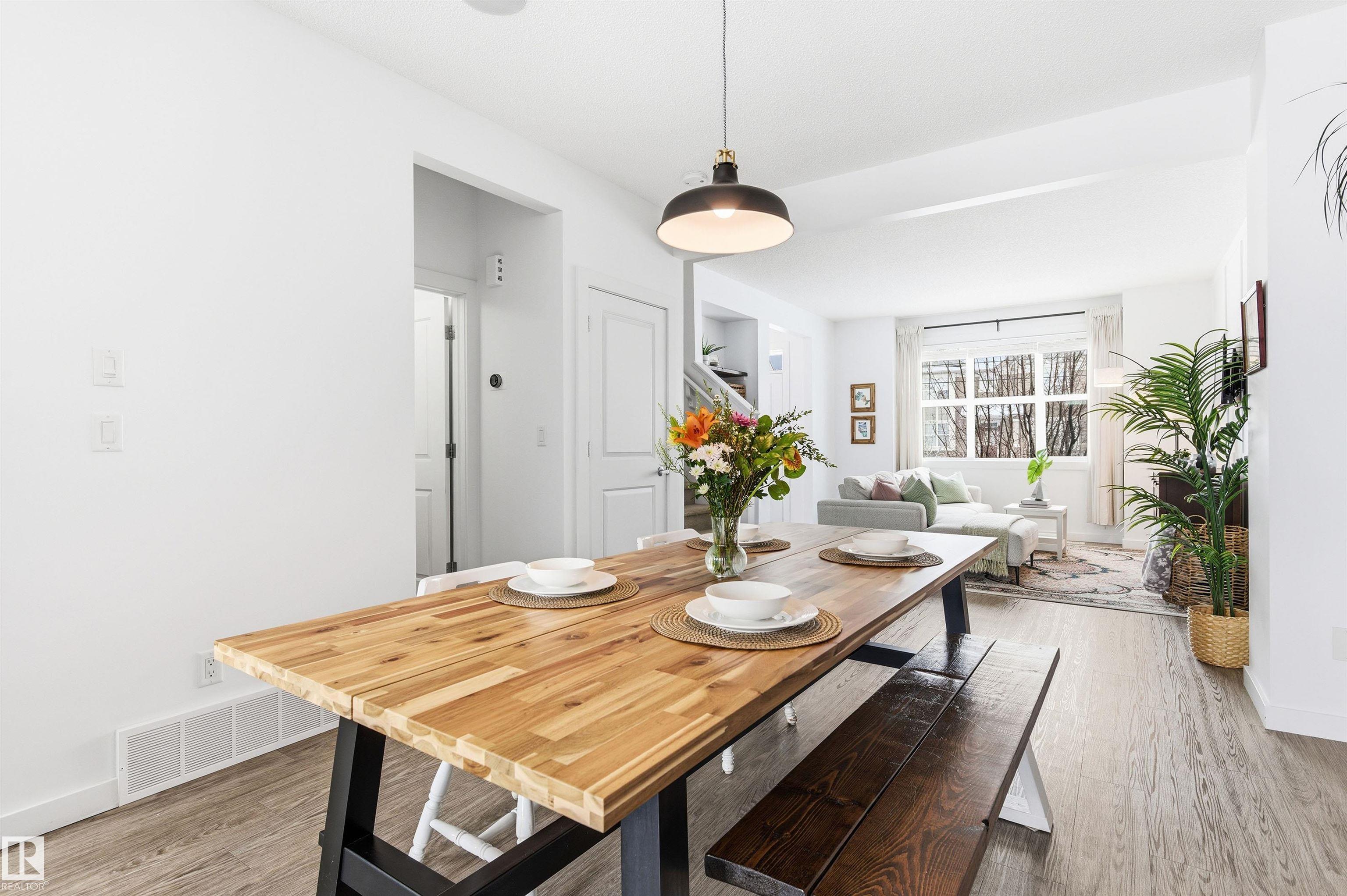 Photo 18 at 2217 Glenridding Boulevard SW, Glenridding Heights, Edmonton