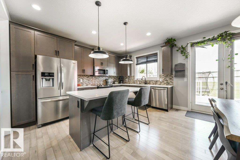 Photo 14 at 136 Rideau Crescent, Coloniale Estates, Beaumont