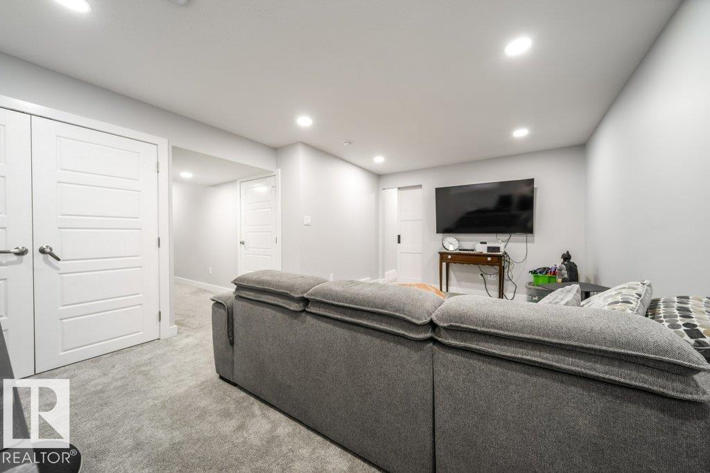 Photo 46 at 136 Rideau Crescent, Coloniale Estates, Beaumont