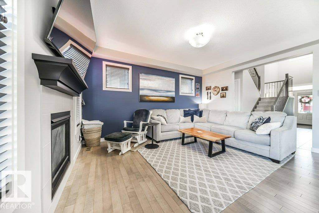 Photo 7 at 136 Rideau Crescent, Coloniale Estates, Beaumont