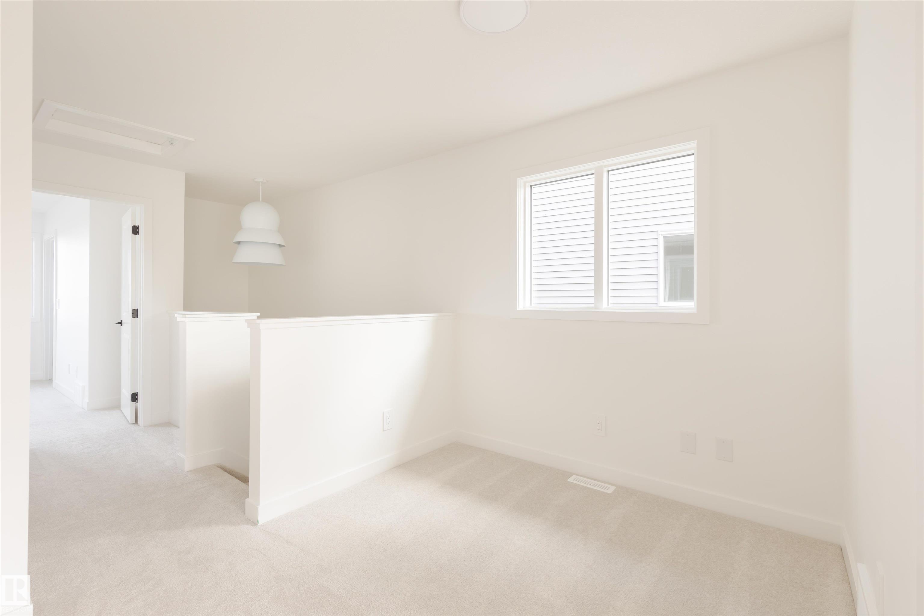 Photo 10 at 2638 62 Street SW, Mattson, Edmonton