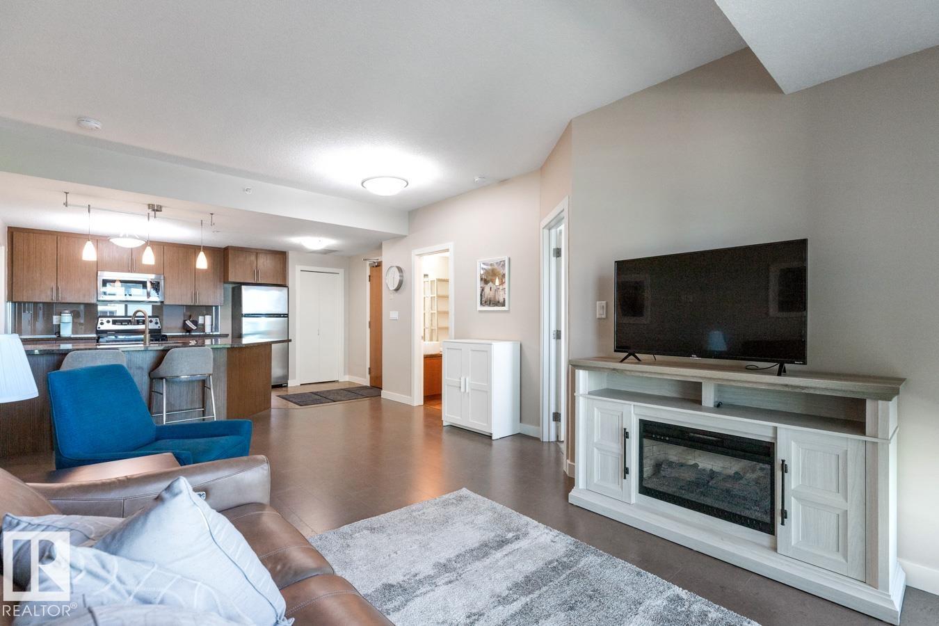 Photo 13 at 607 - 10055 118 Street NW, Wîhkwêntôwin, Edmonton