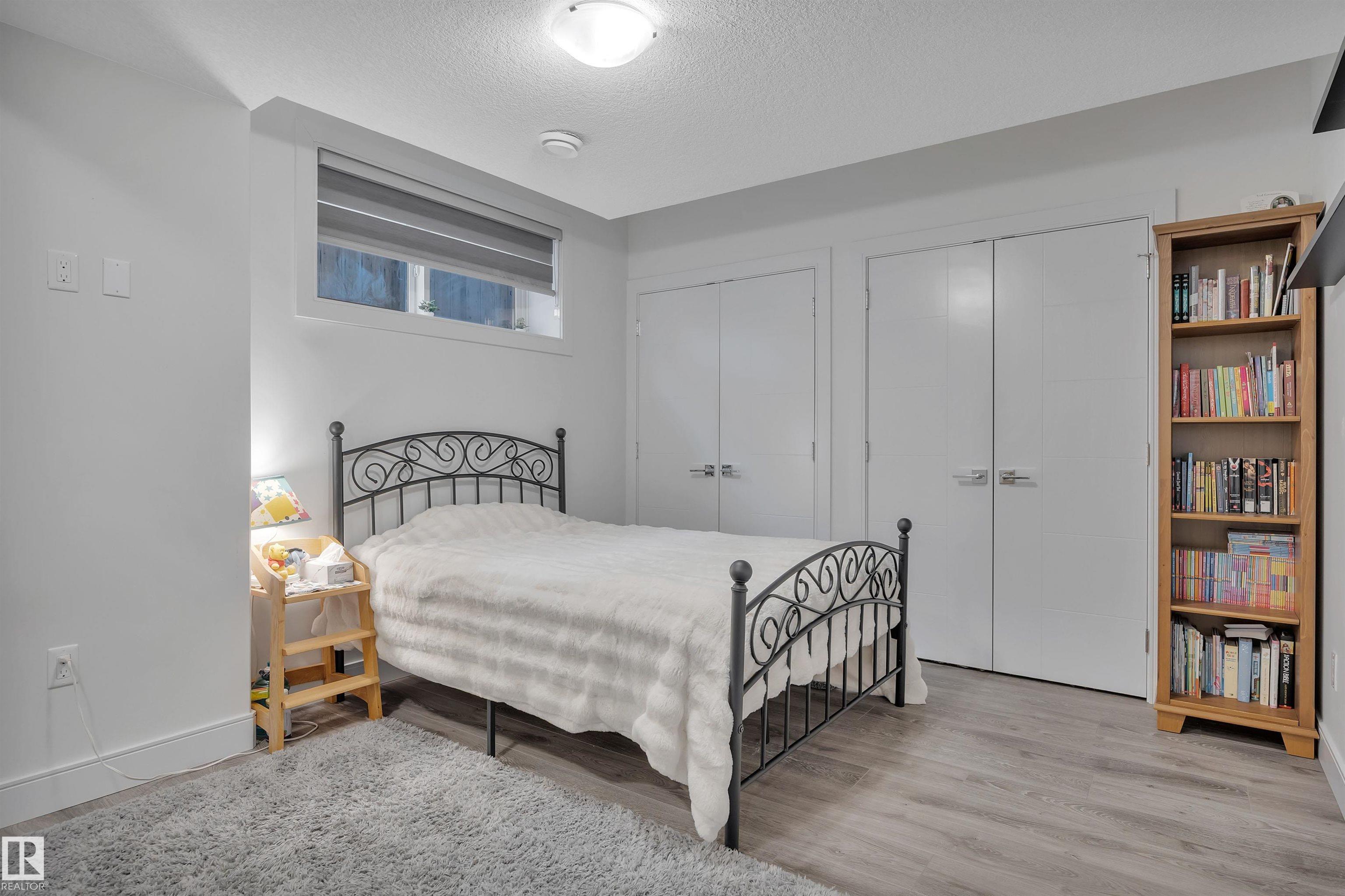 Photo 44 at 36 Sandalwood Place, Suntree, Leduc