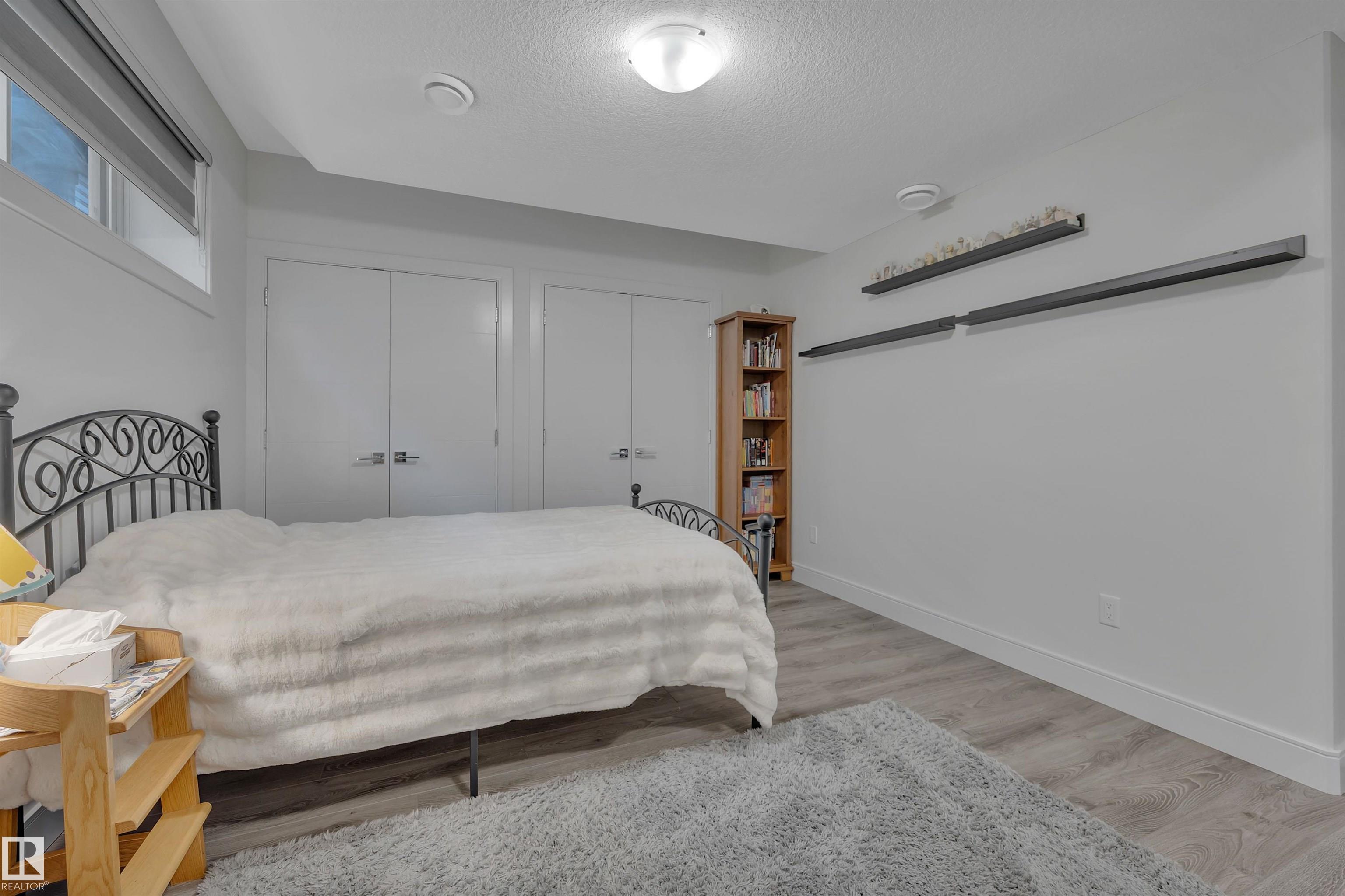 Photo 45 at 36 Sandalwood Place, Suntree, Leduc