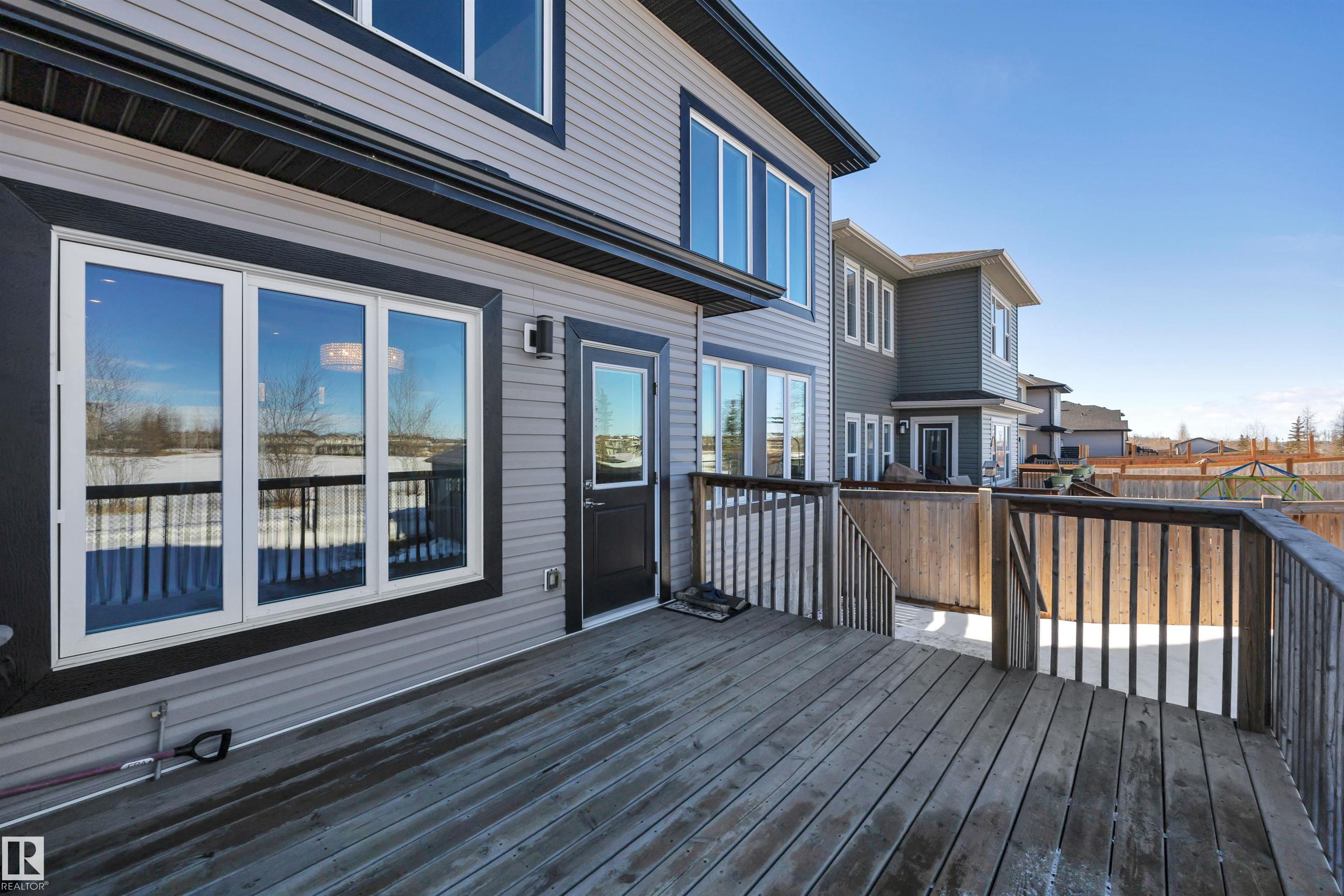 Photo 48 at 36 Sandalwood Place, Suntree, Leduc