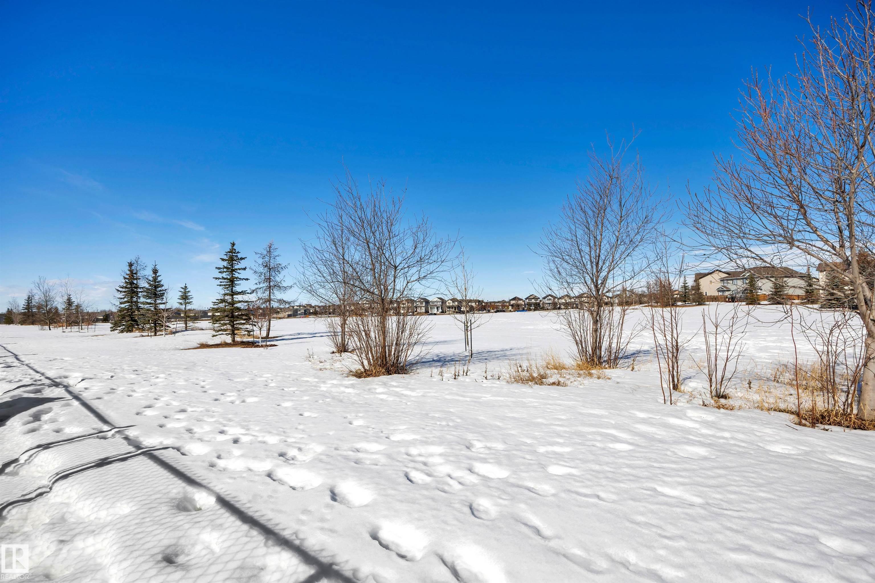 Photo 56 at 36 Sandalwood Place, Suntree, Leduc