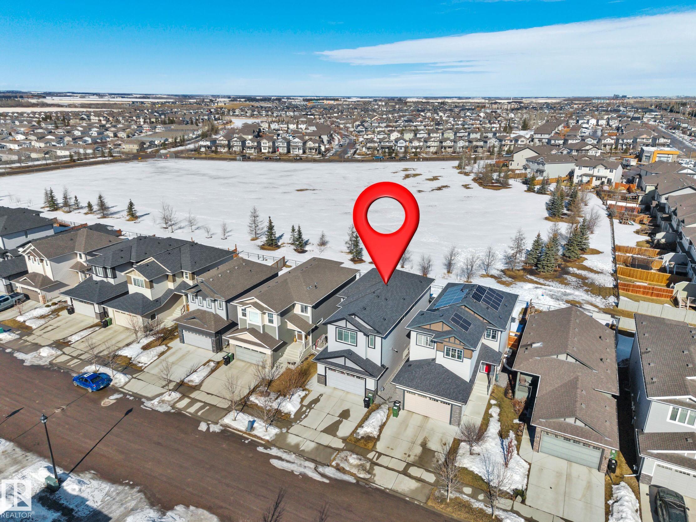 Photo 59 at 36 Sandalwood Place, Suntree, Leduc