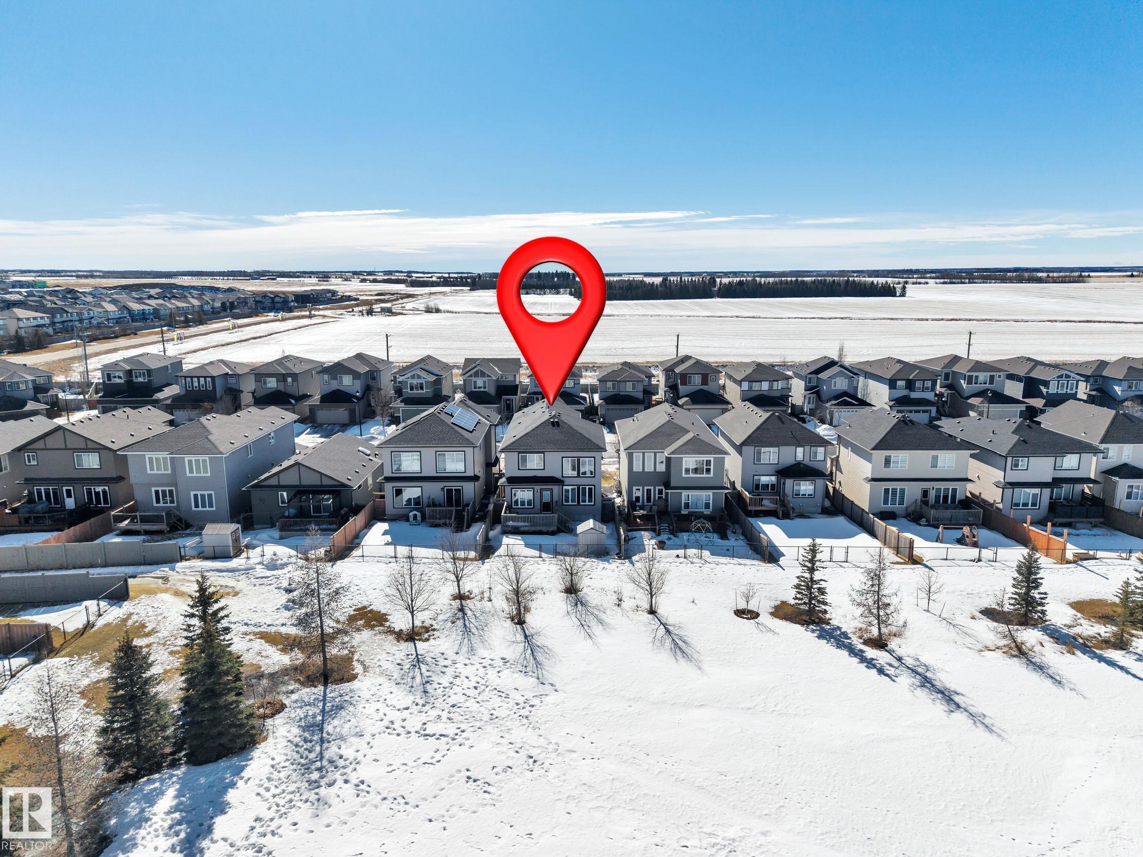 Photo 61 at 36 Sandalwood Place, Suntree, Leduc