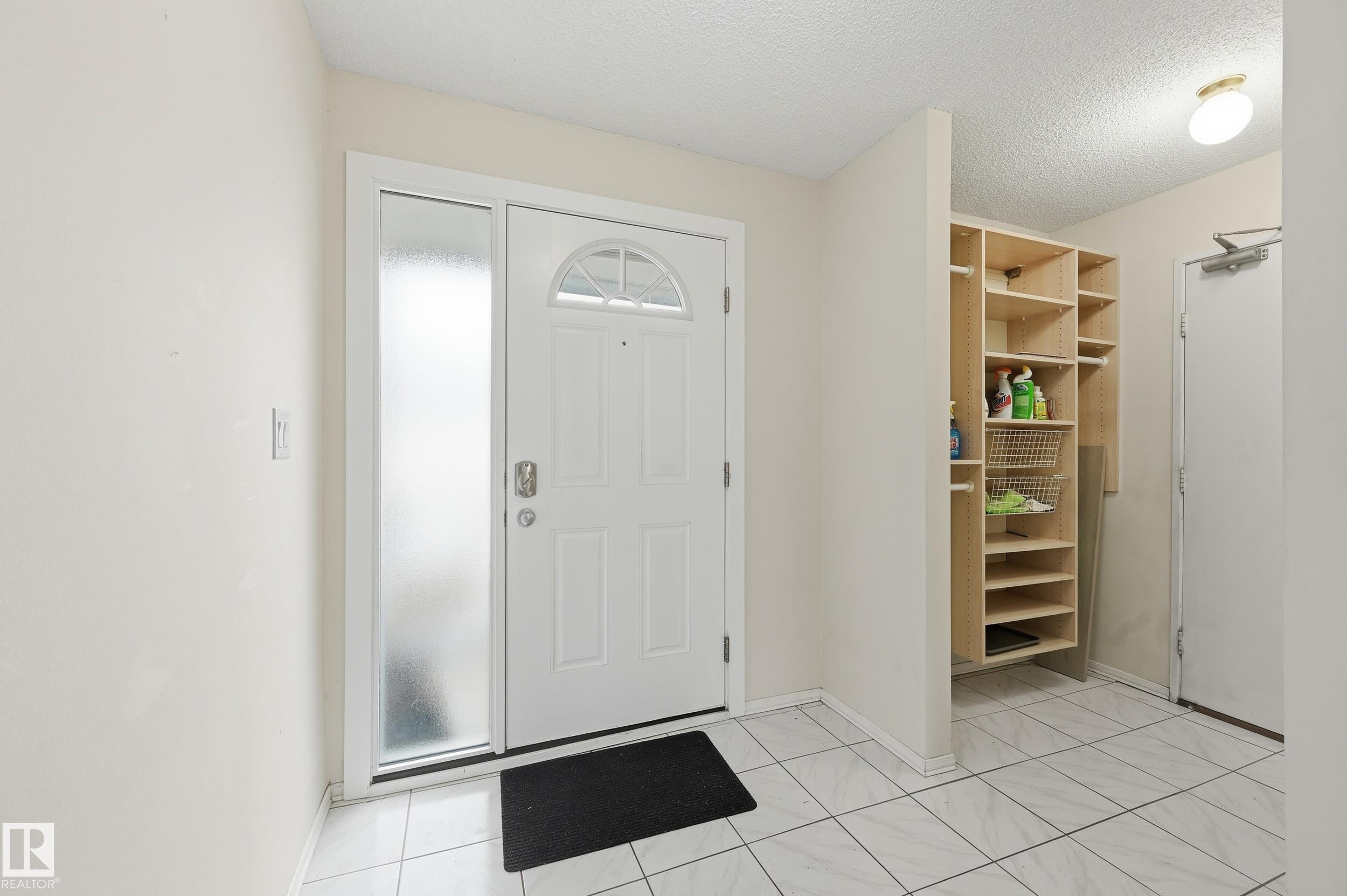 Picture for 221 CALLINGWOOD PL NW