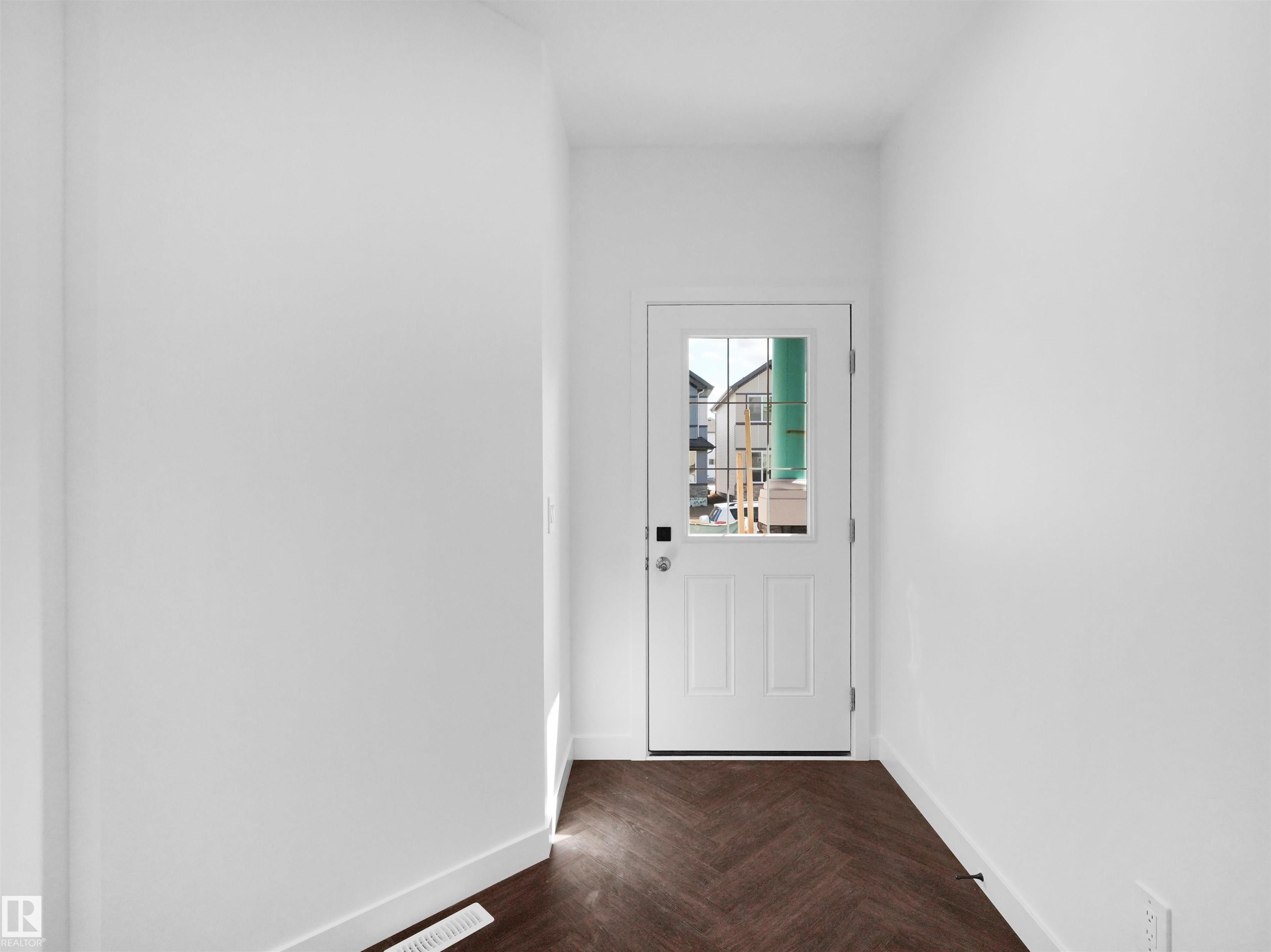 Picture for 20624 43 AV NW