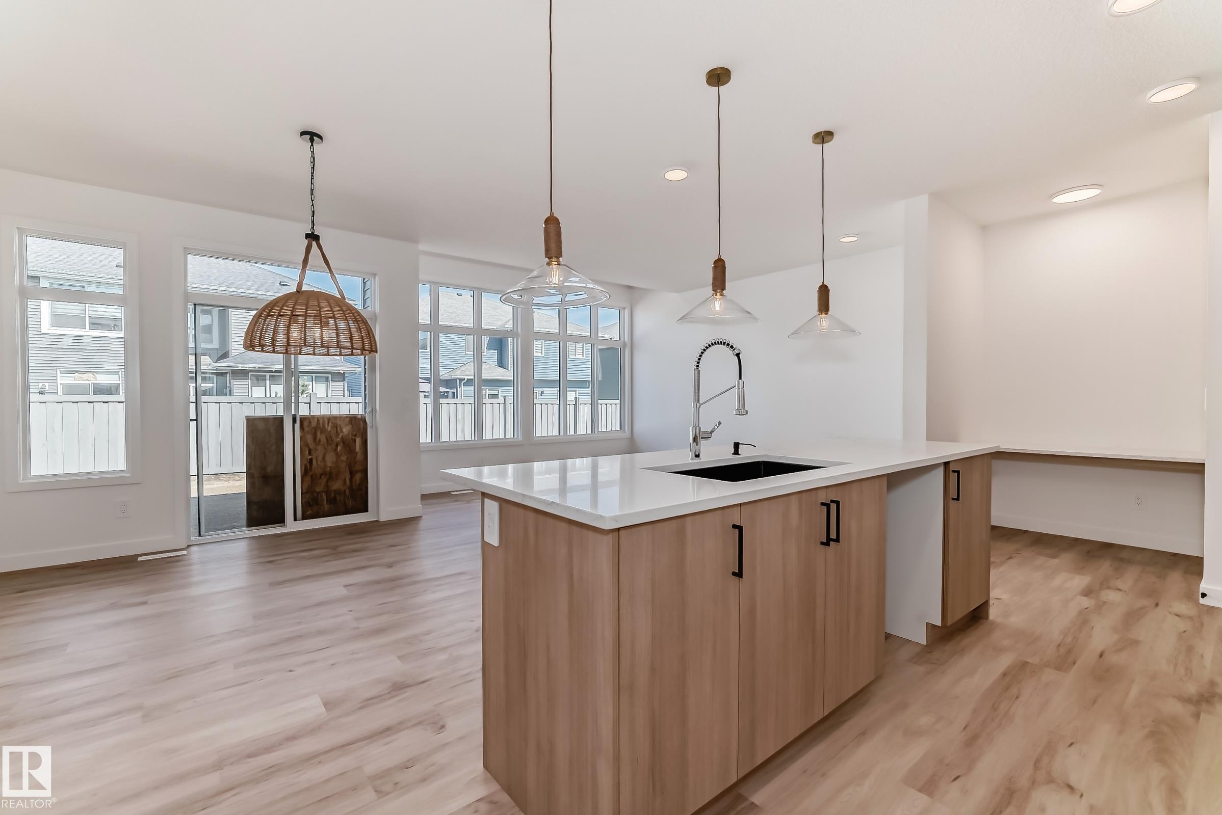 Photo 8 at 20624 43 Avenue NW, Edgemont, Edmonton